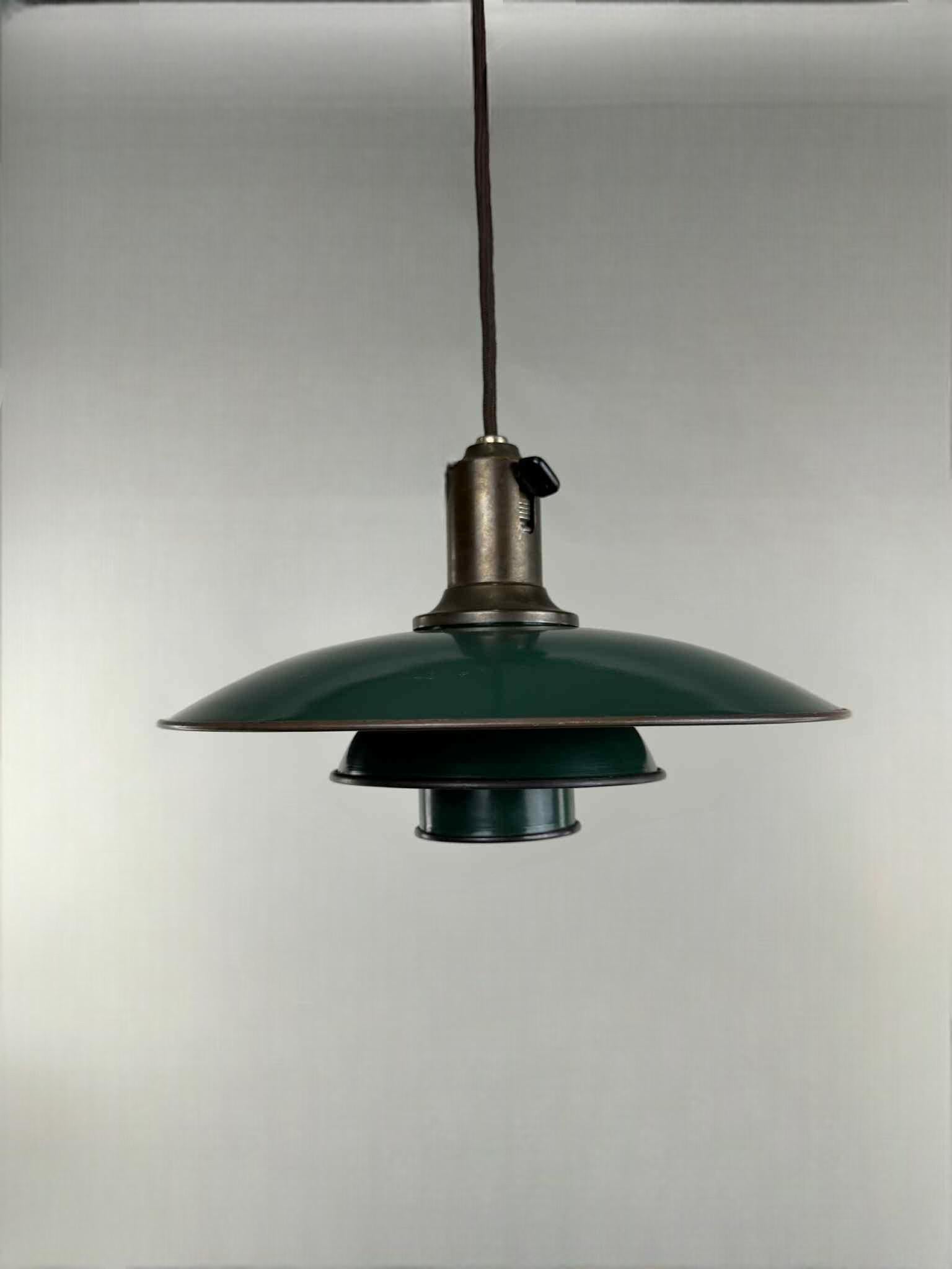 Poul Henningsen PH 4/3 Pendelleuchte: Grünes Kupfer & Messing, patentiert im Zustand „Gut“ im Angebot in Egå, DK