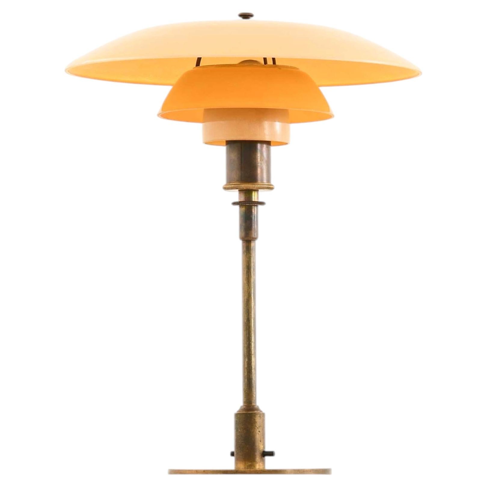 Poul Henningsen PH-4/3 Table Lamp in Brass and Glass by Louis Poulsen, 1927-1928