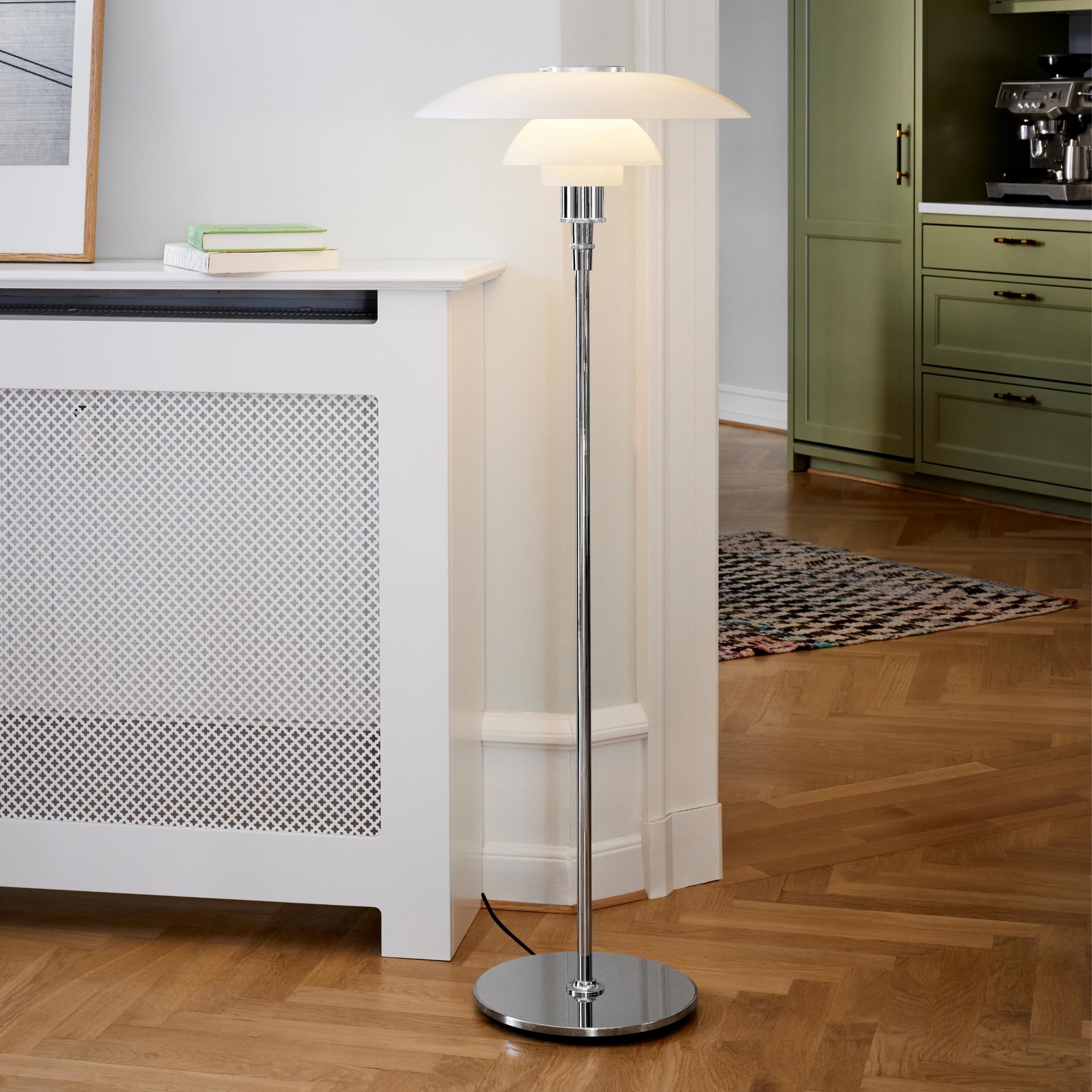 Poul Henningsen 'PH 4½-3½' Glas-Stehleuchte für Louis Poulsen (Skandinavische Moderne) im Angebot