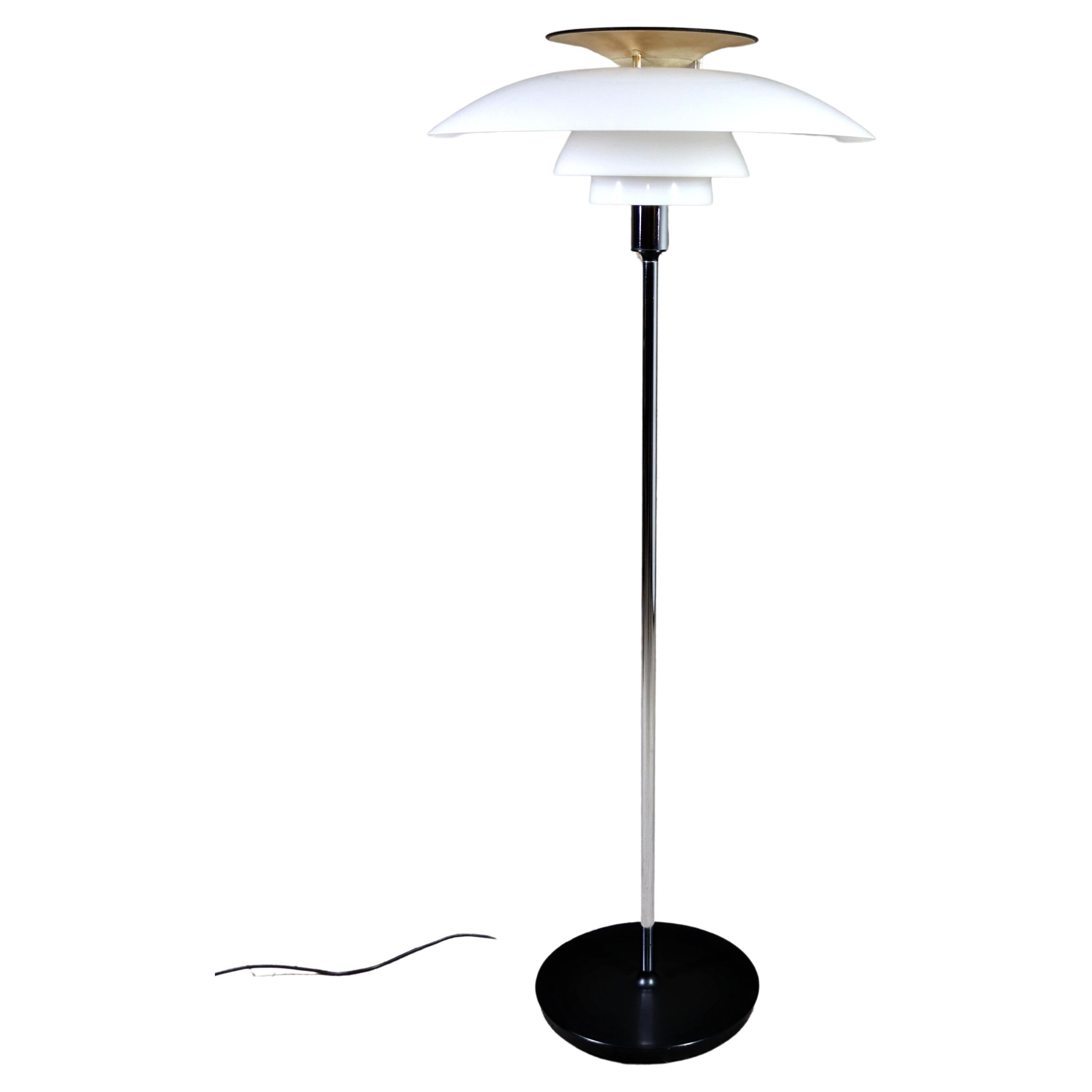 Poul Henningsen – PH 80 – Floor lamp – Louis Poulsen – 1974 For Sale