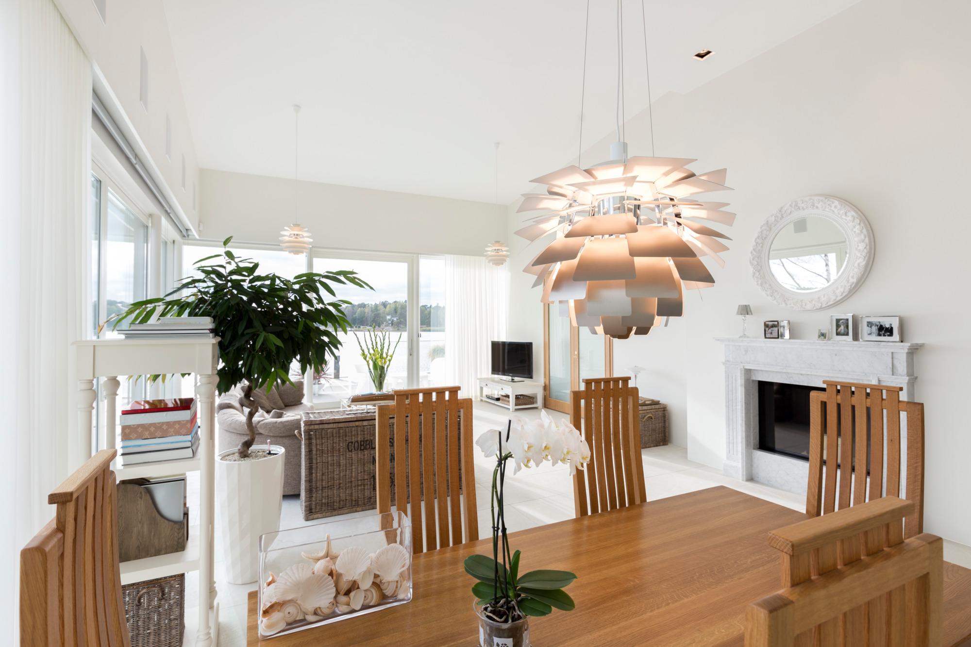 Poul Henningsen 'PH Artichoke' Pale Rose Chandelier for Louis Poulsen For Sale 10