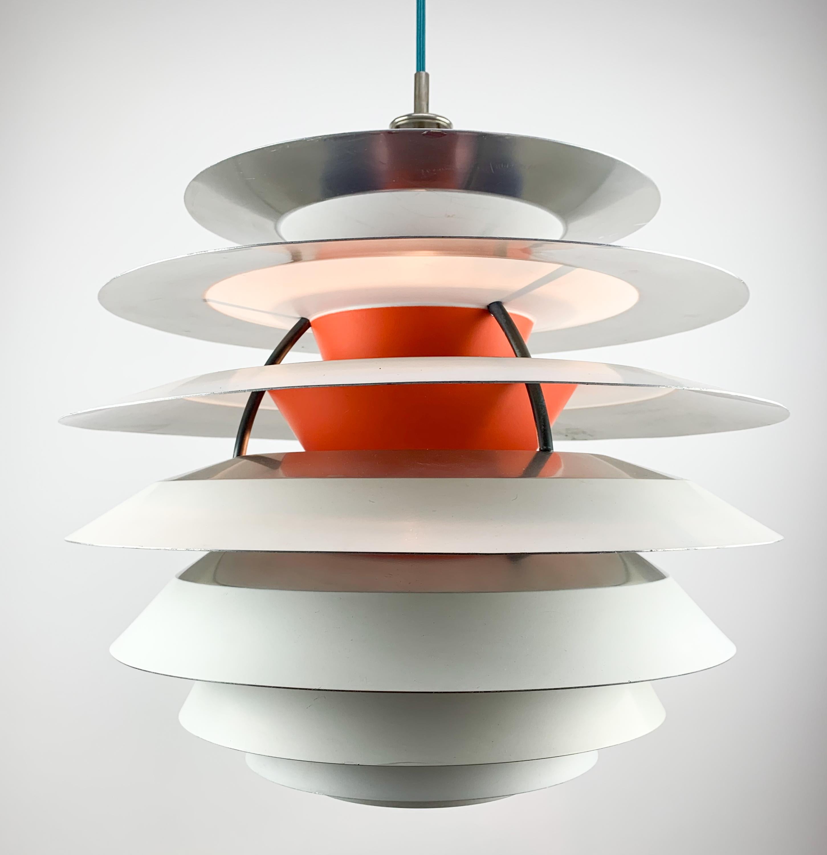 Danish Poul Henningsen, 