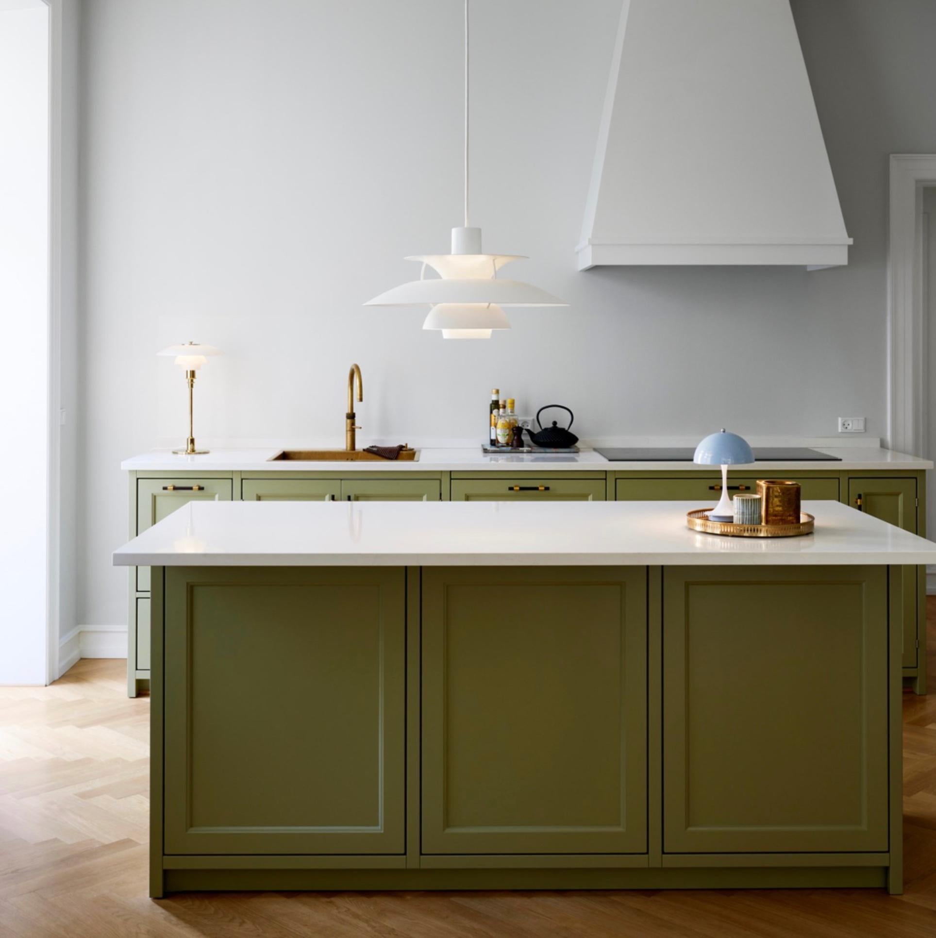 Scandinavian Modern Poul Henningsen PH5 Pendant in Hues of Green for Louis Poulsen For Sale