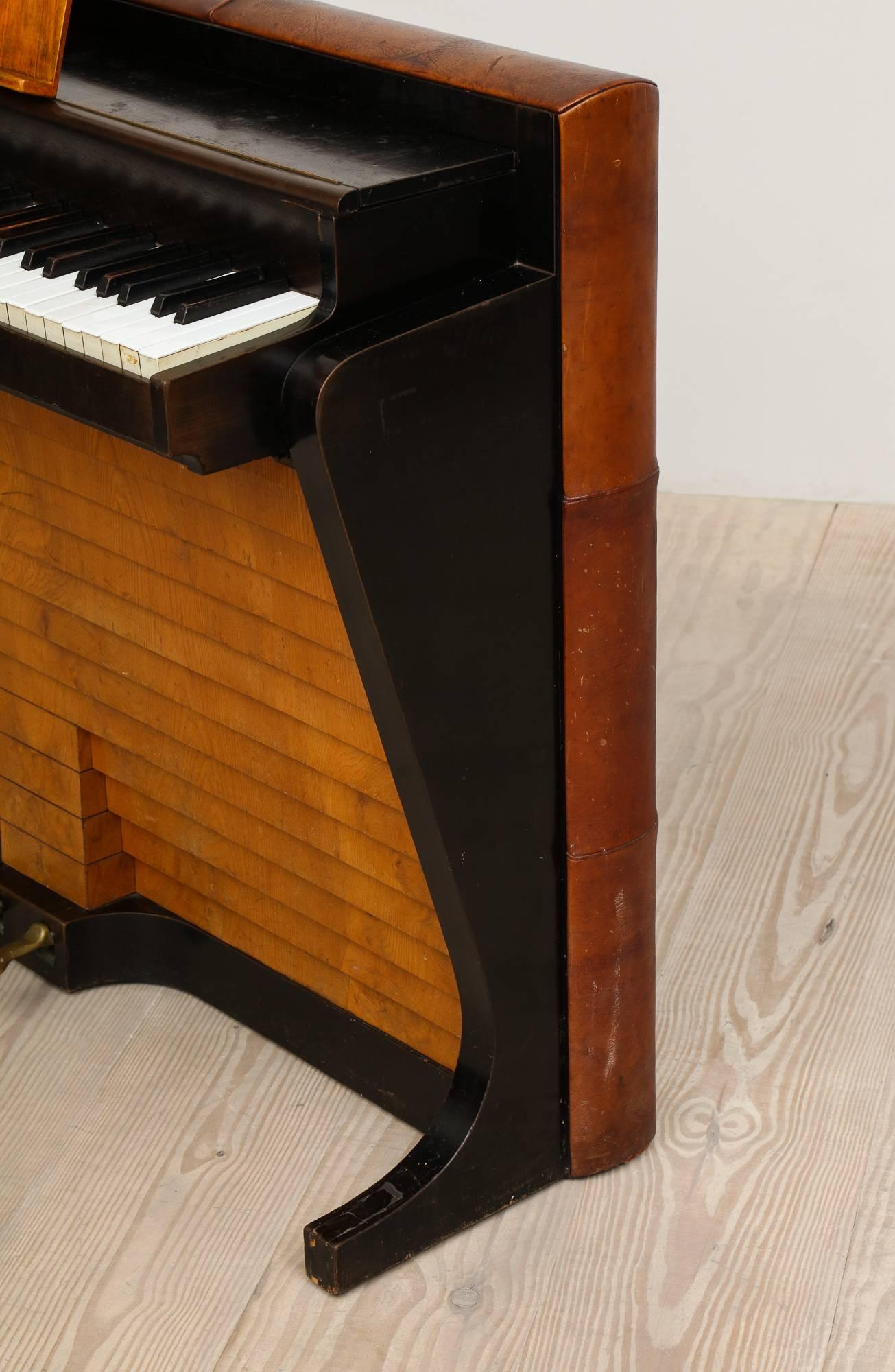 Scandinave moderne Poul Henningsen, Pianette / Piano, Origine : Copenhague, Danemark, Circa 1935