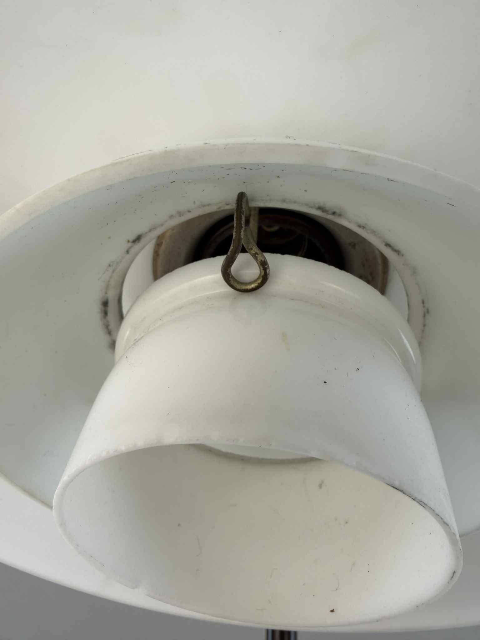 Poul Henningsen 'Seven' 3, 5/2 (1894-1967). Lampadaire Bon état - En vente à Egå, DK