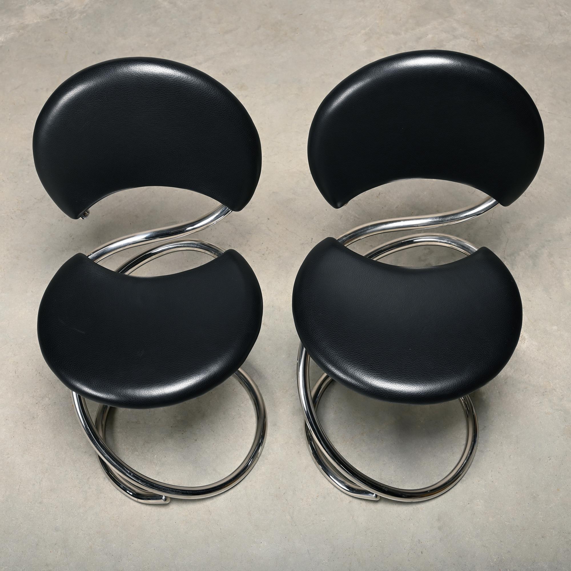 Chaises serpent de Poul Henningsen, Model No No 501 en chrome et cuir noir intégral en vente 2