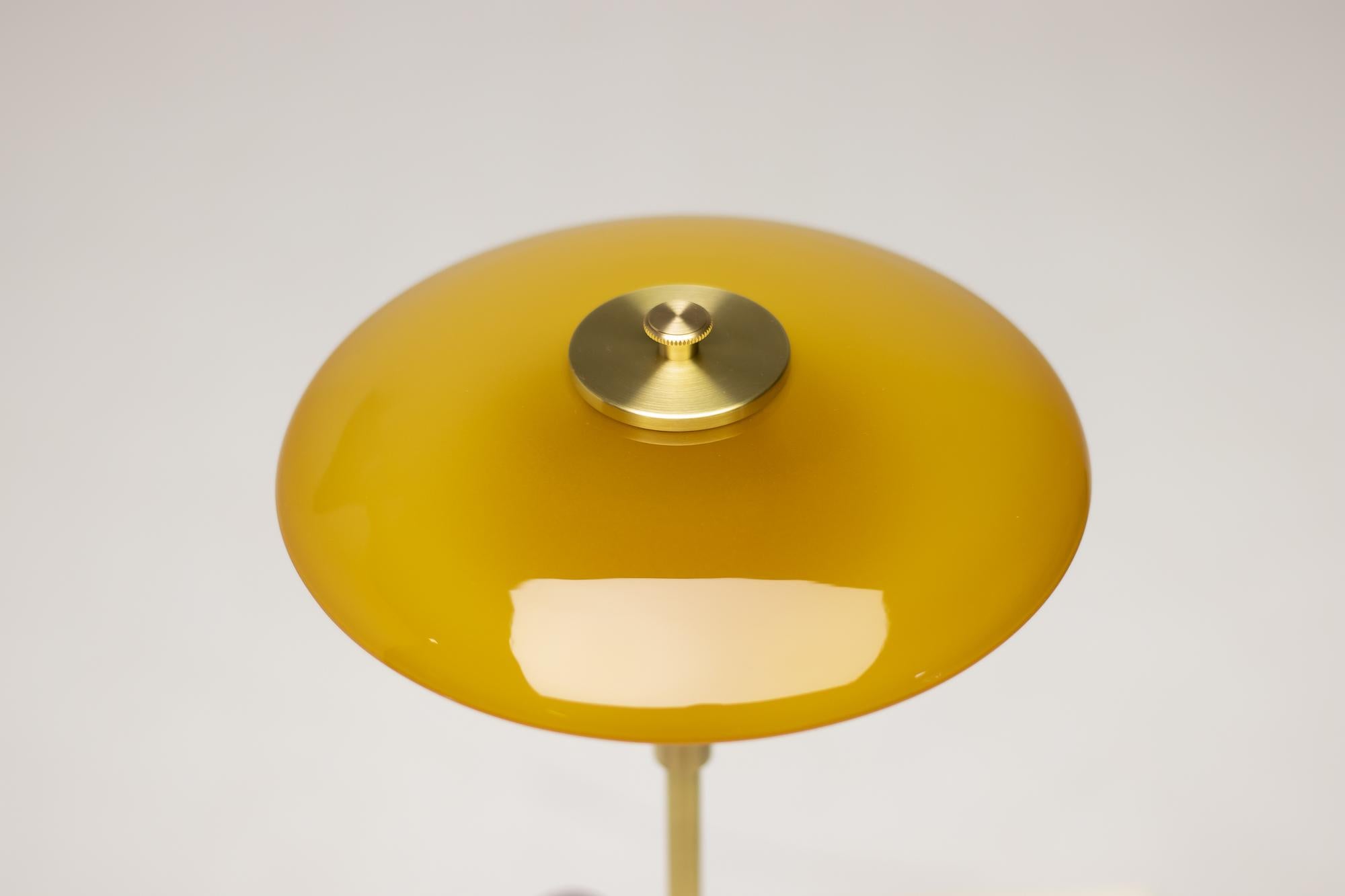Scandinavian Modern Poul Henningsen Table Lamp Model PH 2/1 by Louis Poulsen