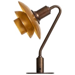 Vintage Poul Henningsen Table Lamp Model Ph-2/2 'Vintergækken' by Louis Poulsen