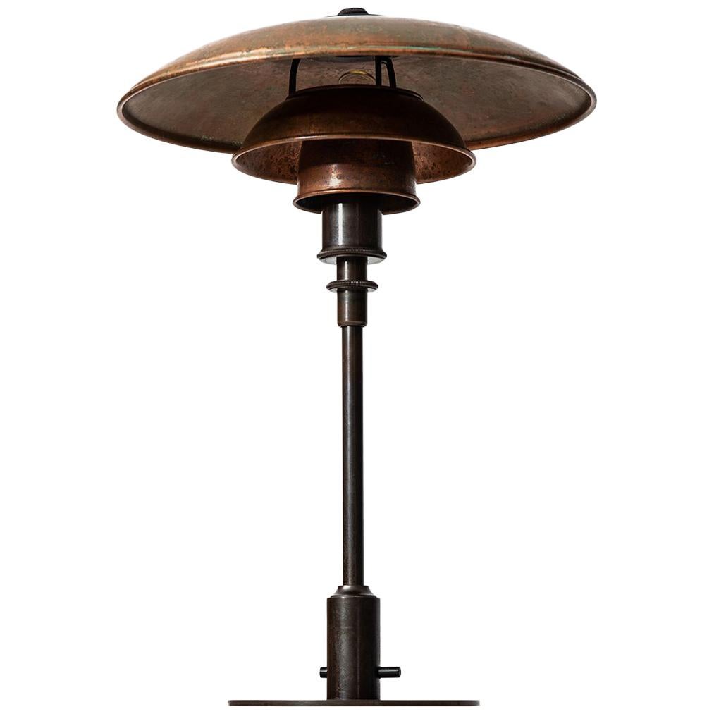 Poul Henningsen Table Lamp Model PH-3/2 in Copper by Louis Poulsen in Denmark