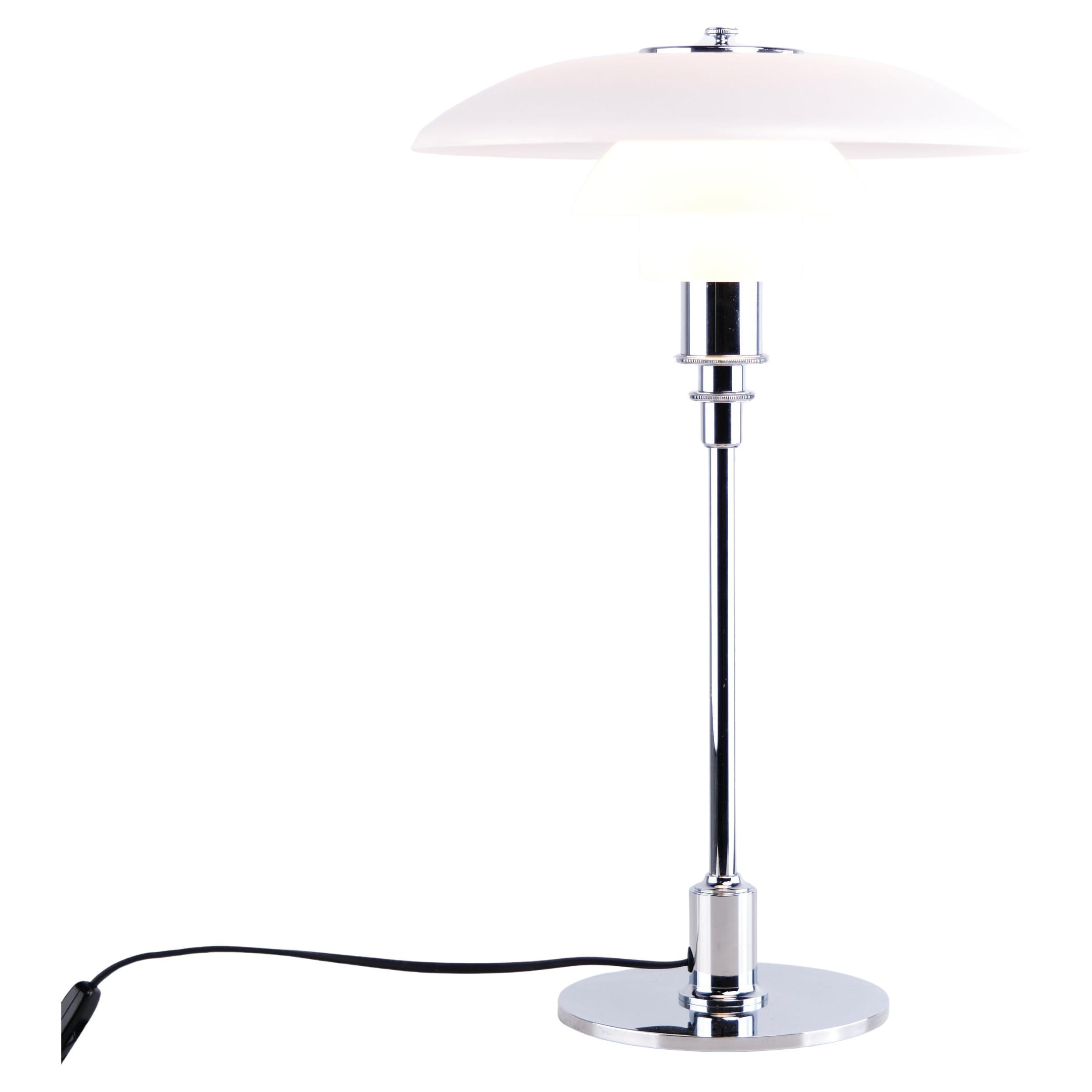 Poul Henningsen Table Lamp Model PH 3/2, Louis Poulsen For Sale