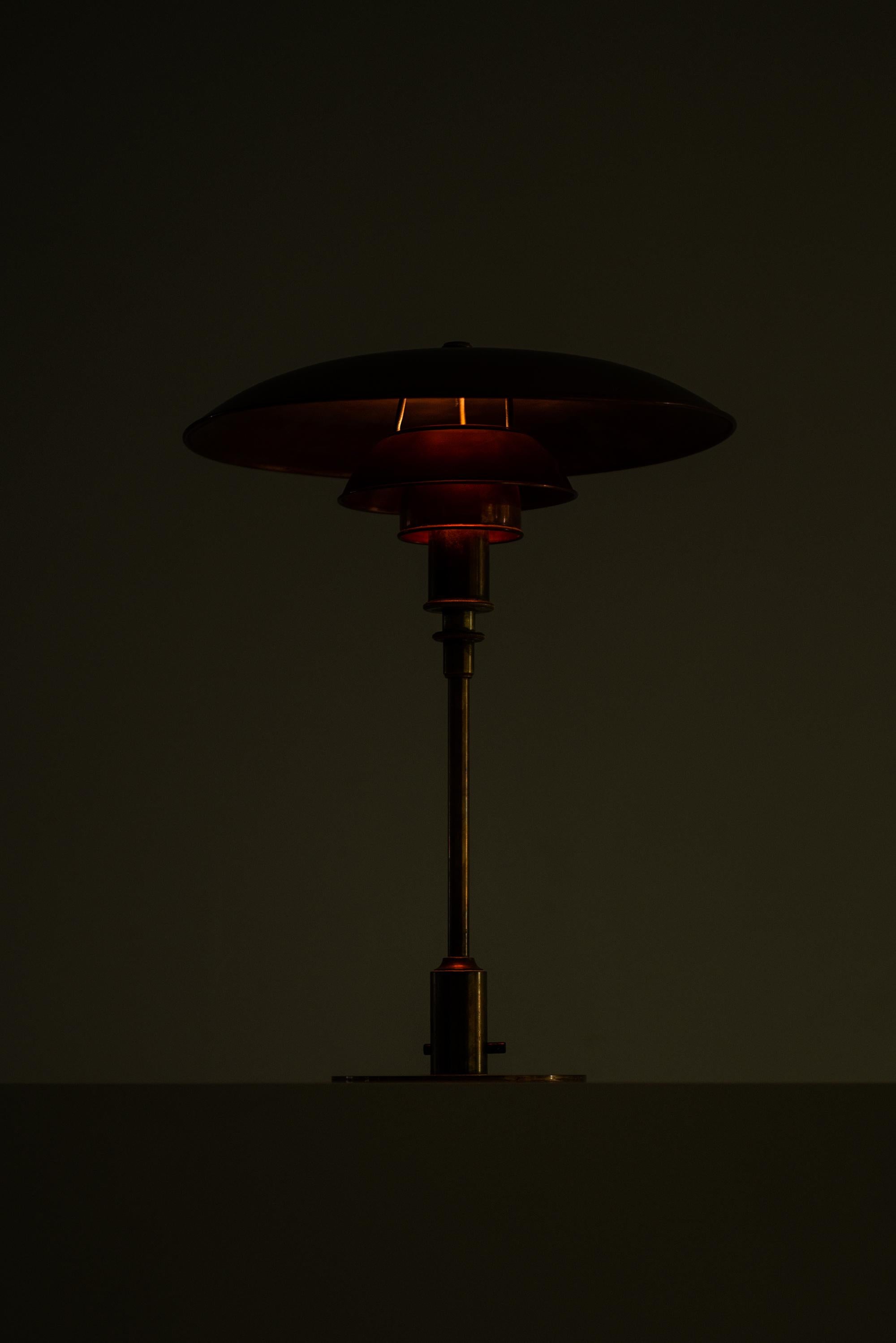 Poul Henningsen Table Lamp Model PH 3½/2 Produced by Louis Poulsen in Denmark For Sale 2