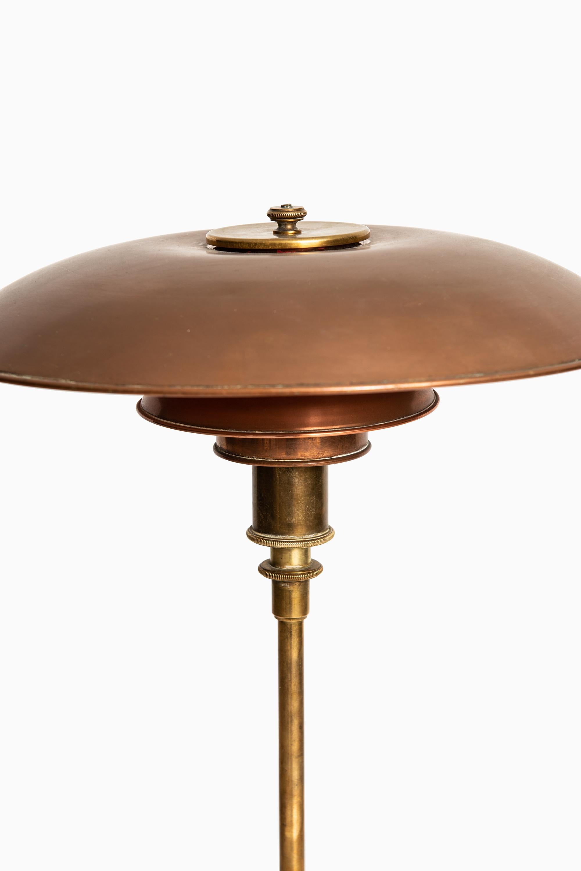 Début du 20ème siècle Lampe de table Poul Henningsen Modèle PH 3½/2 Produit par Louis Poulsen au Danemark en vente