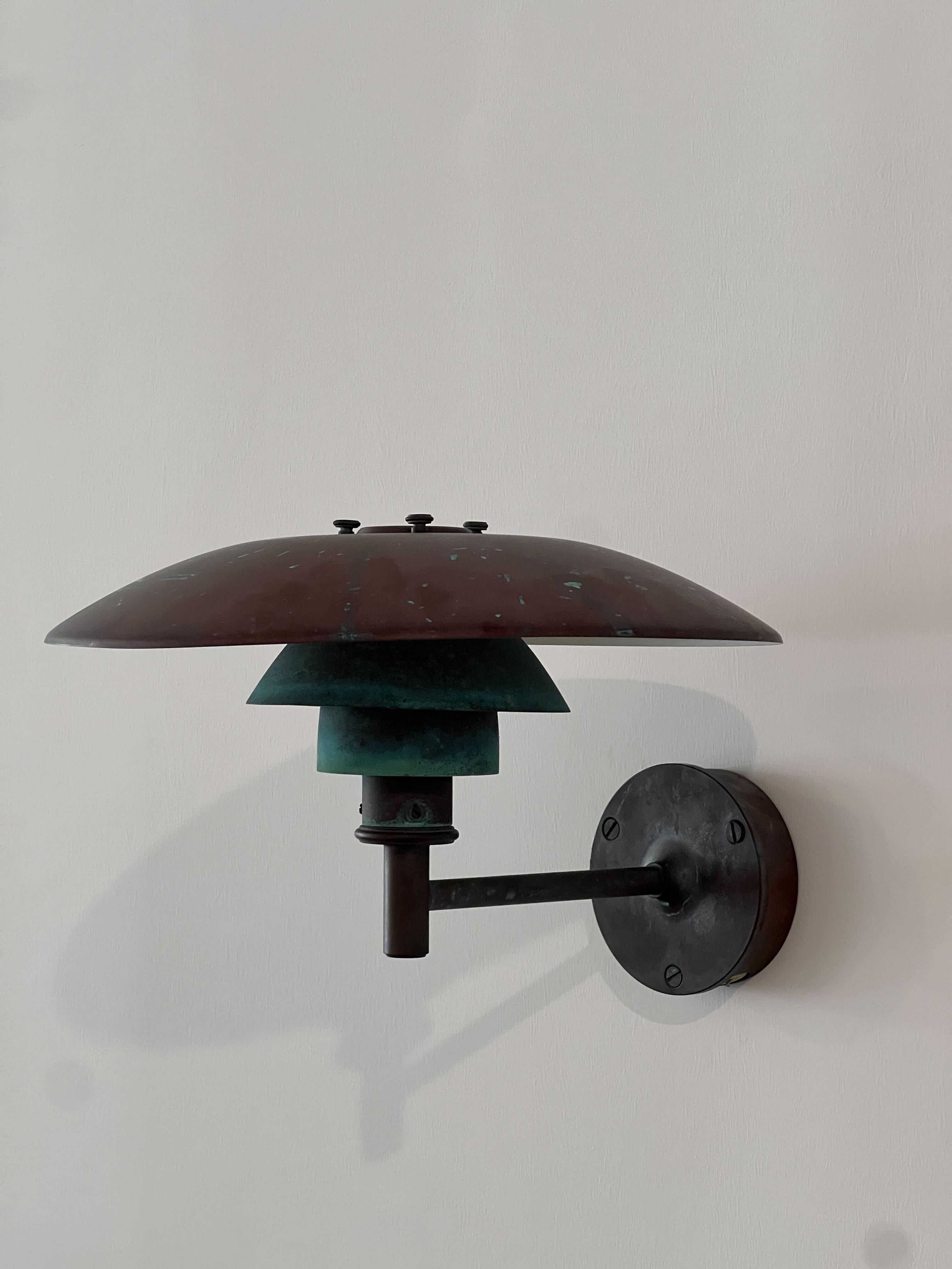 Poul Henningsen, Wall Lights, Patinated Copper, Louis Poulsen, Denmark, 1950s In Fair Condition In High Point, NC