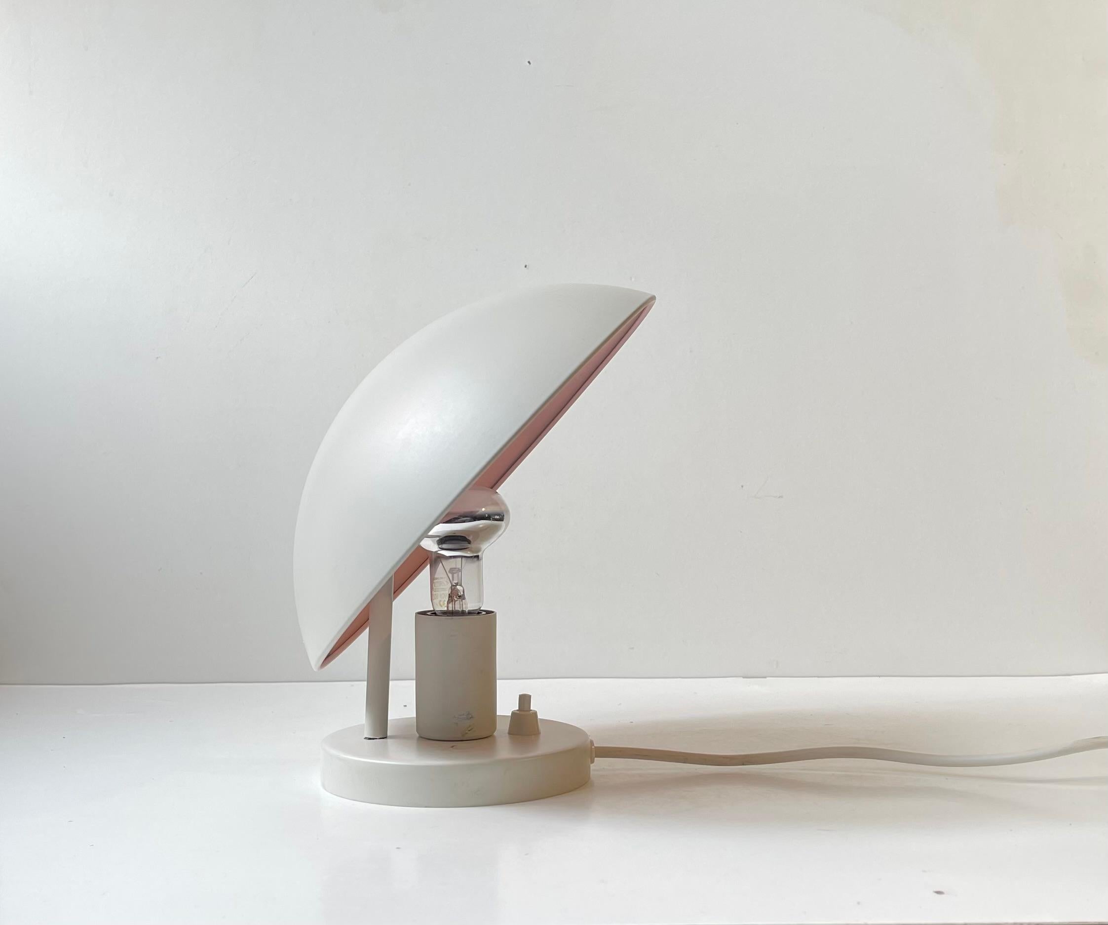 Applique murale PH-Hat blanche et rose Poul Henningsen pour Louis Poulsen en vente 2