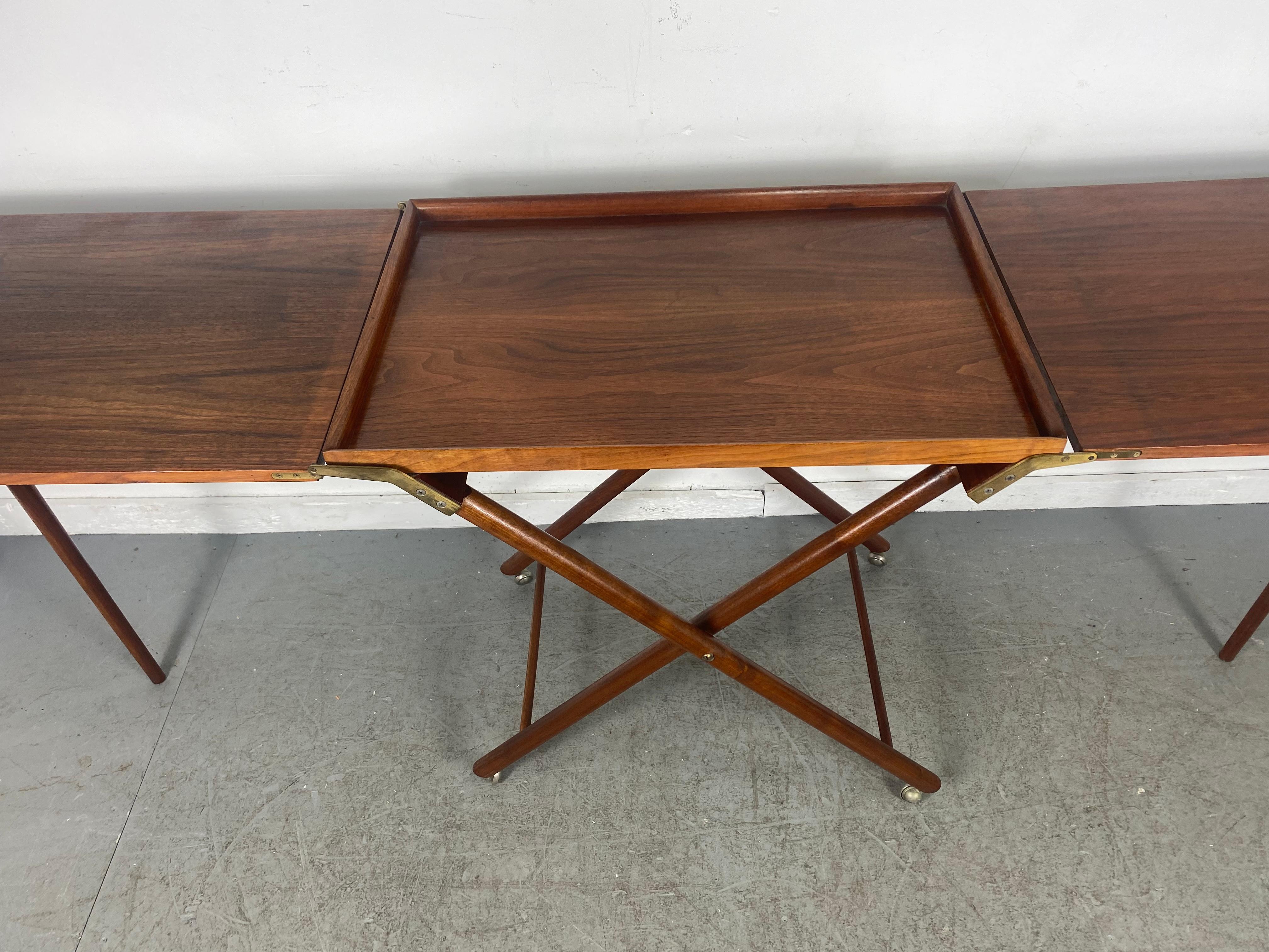 Poul Hundevad Attrib. Danish Modern Expanding Rolling Bar Cart /Serving Console For Sale 5