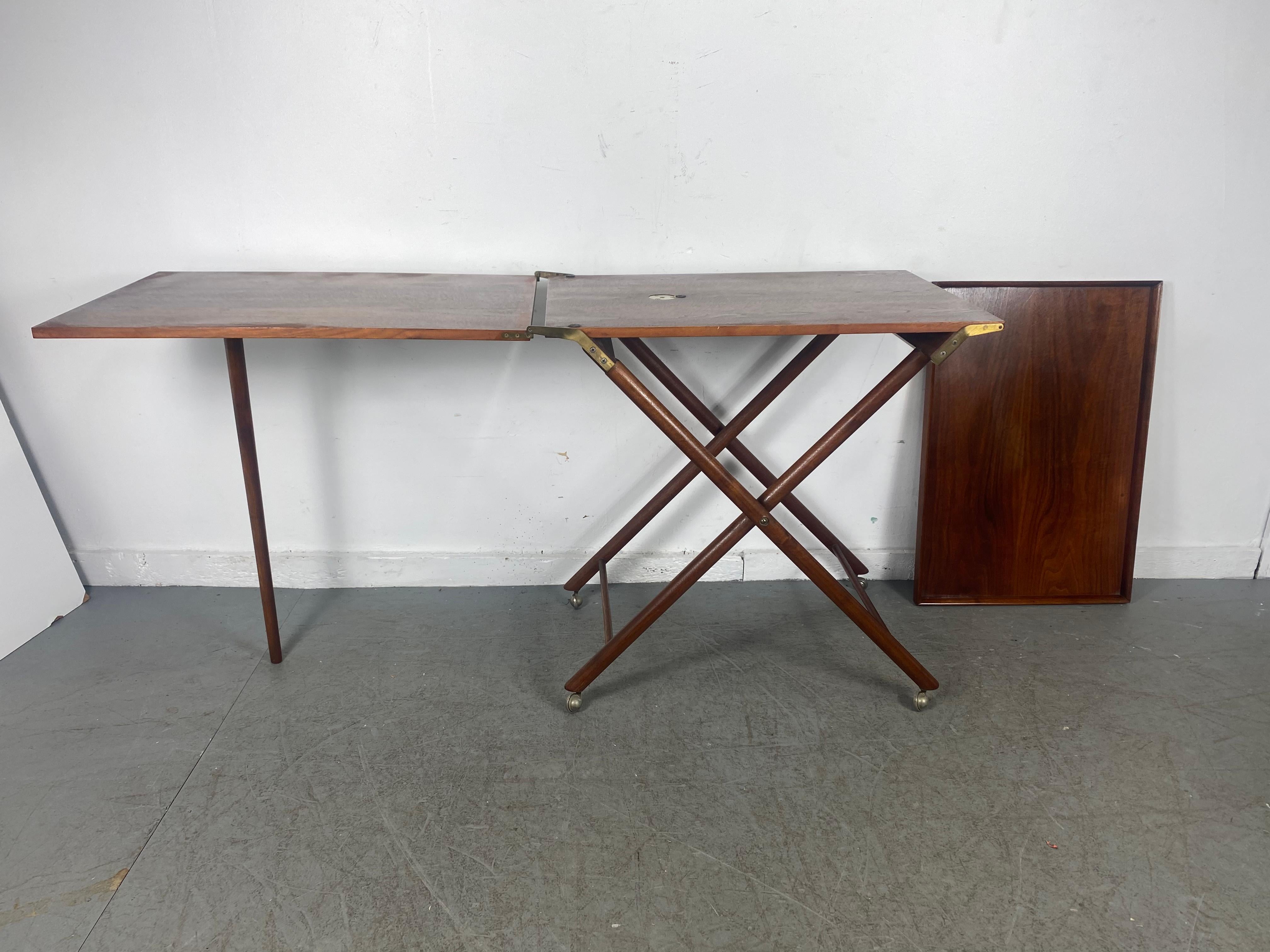 Poul Hundevad Attrib. Danish Modern Expanding Rolling Bar Cart /Serving Console For Sale 10