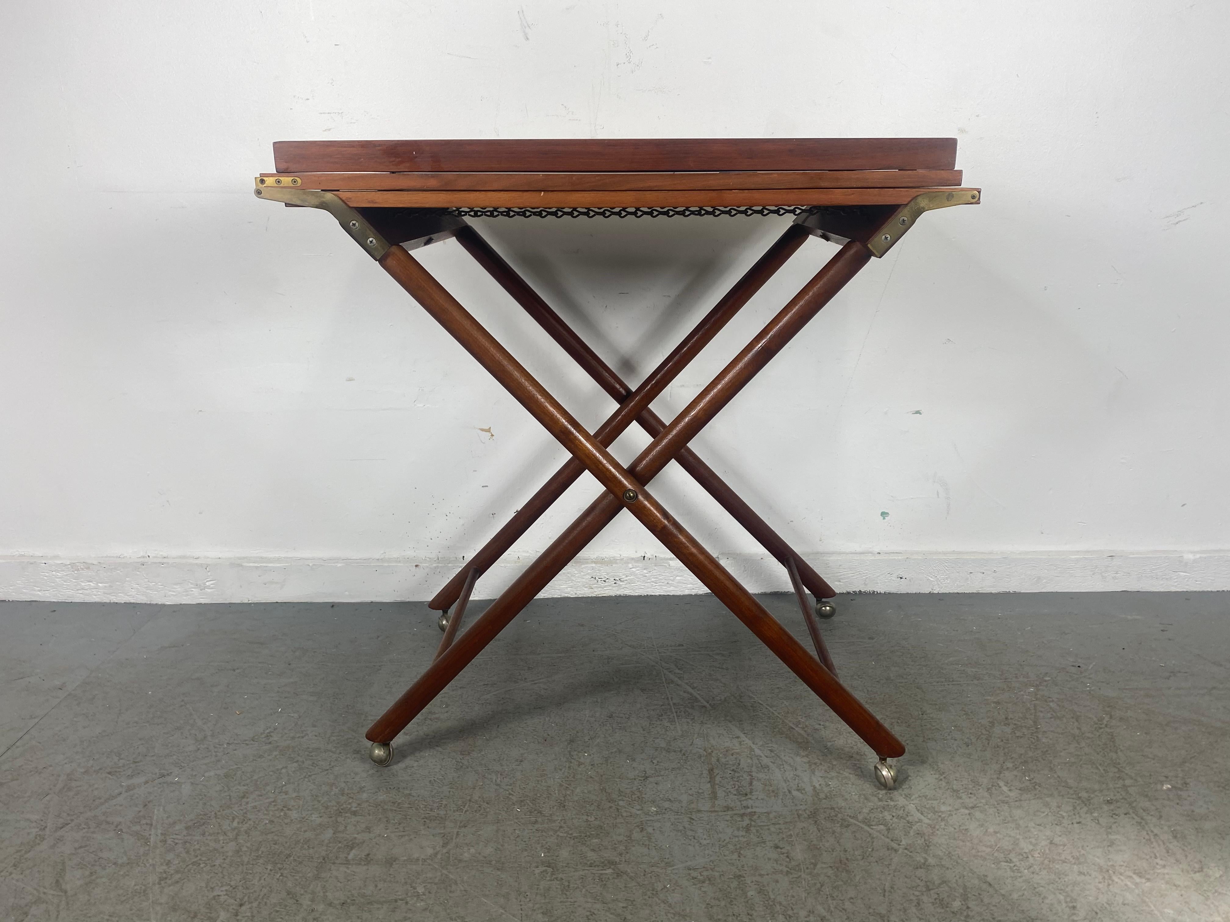 Poul Hundevad Attrib. Danish Modern Expanding Rolling Bar Cart /Serving Console For Sale 2