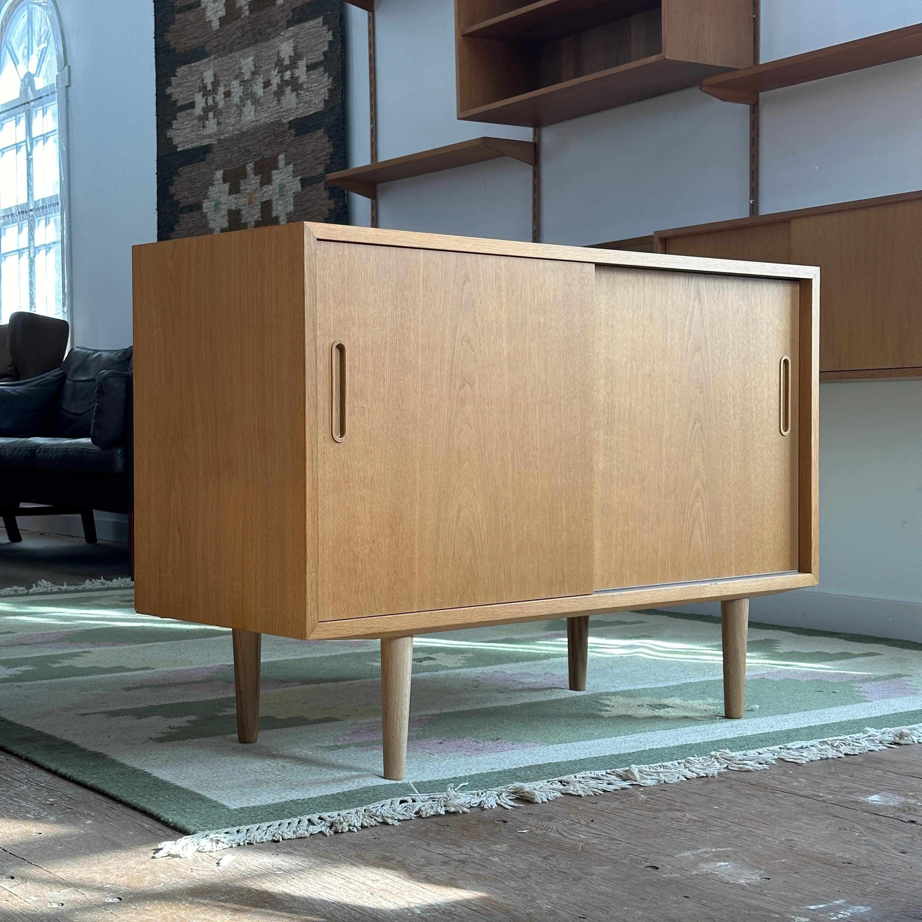 Condition: Unrestored

Dimensions: 42.5” L x 16.75” D x 29.5” H

Description: A vintage oak sideboard by Poul Hundevad. Freshly imported from Denmark.

Price includes restoration. Turn-around time 3-4 weeks. Piece will be a more golden oak colour