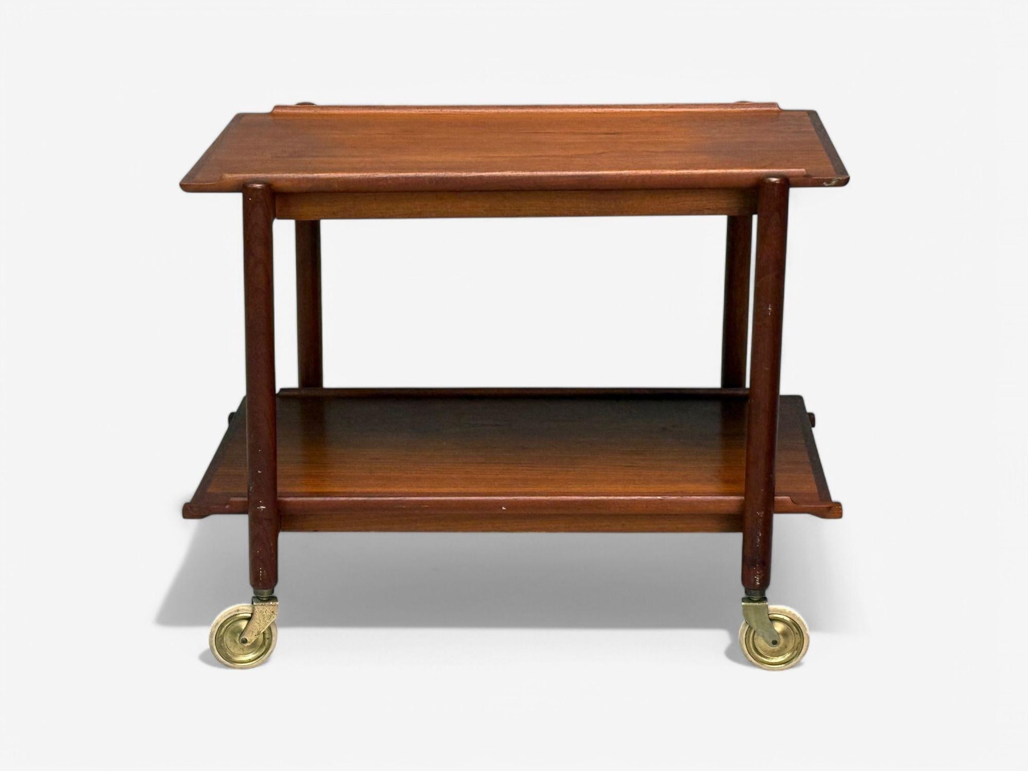 Brass Poul Hundevad, Danish Modern, Teak, Expandable Bar Carts, Denmark, 1950s For Sale