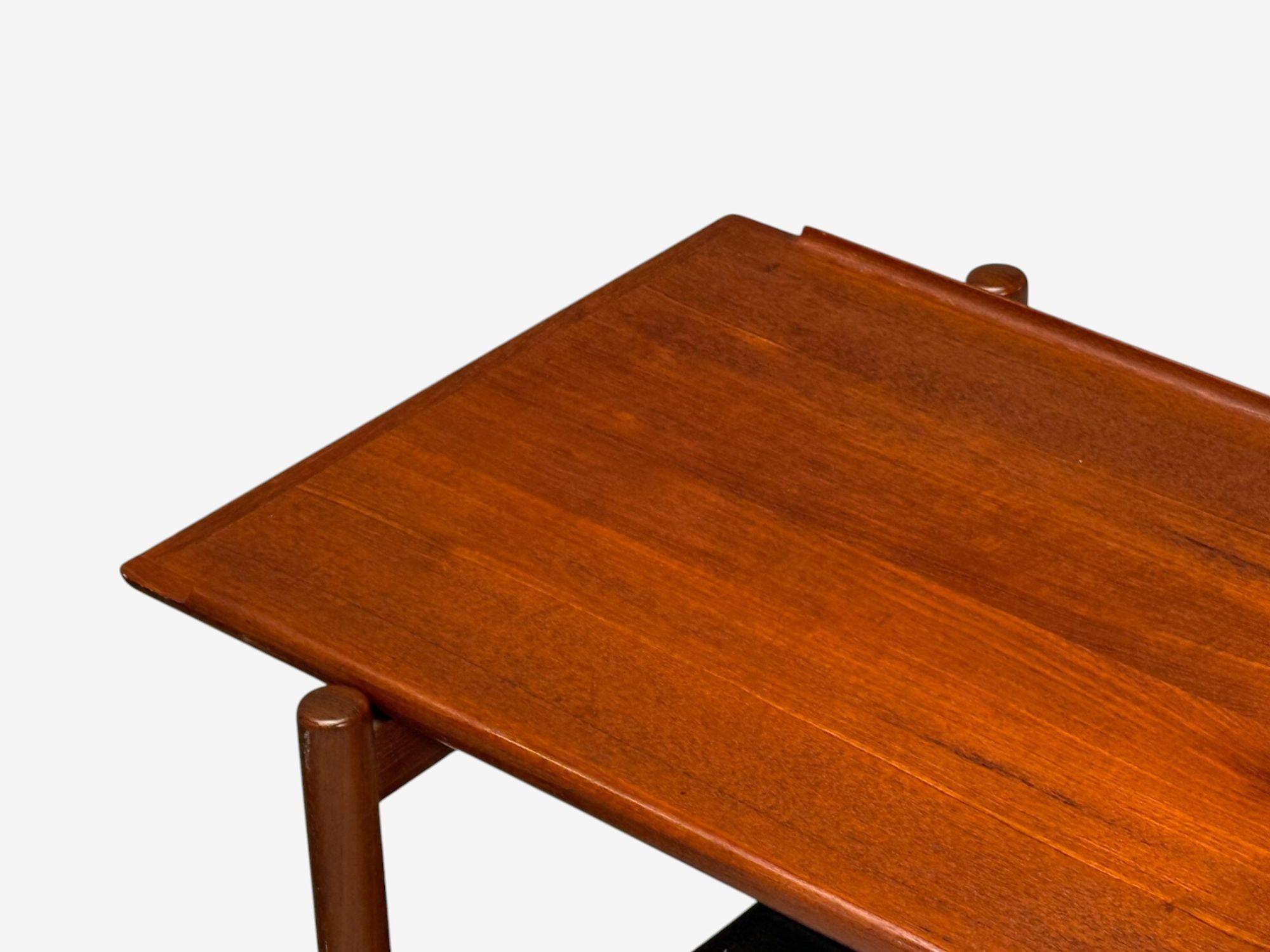 Poul Hundevad, Danish Modern, Teak, Expandable Bar Carts, Denmark, 1950s For Sale 3