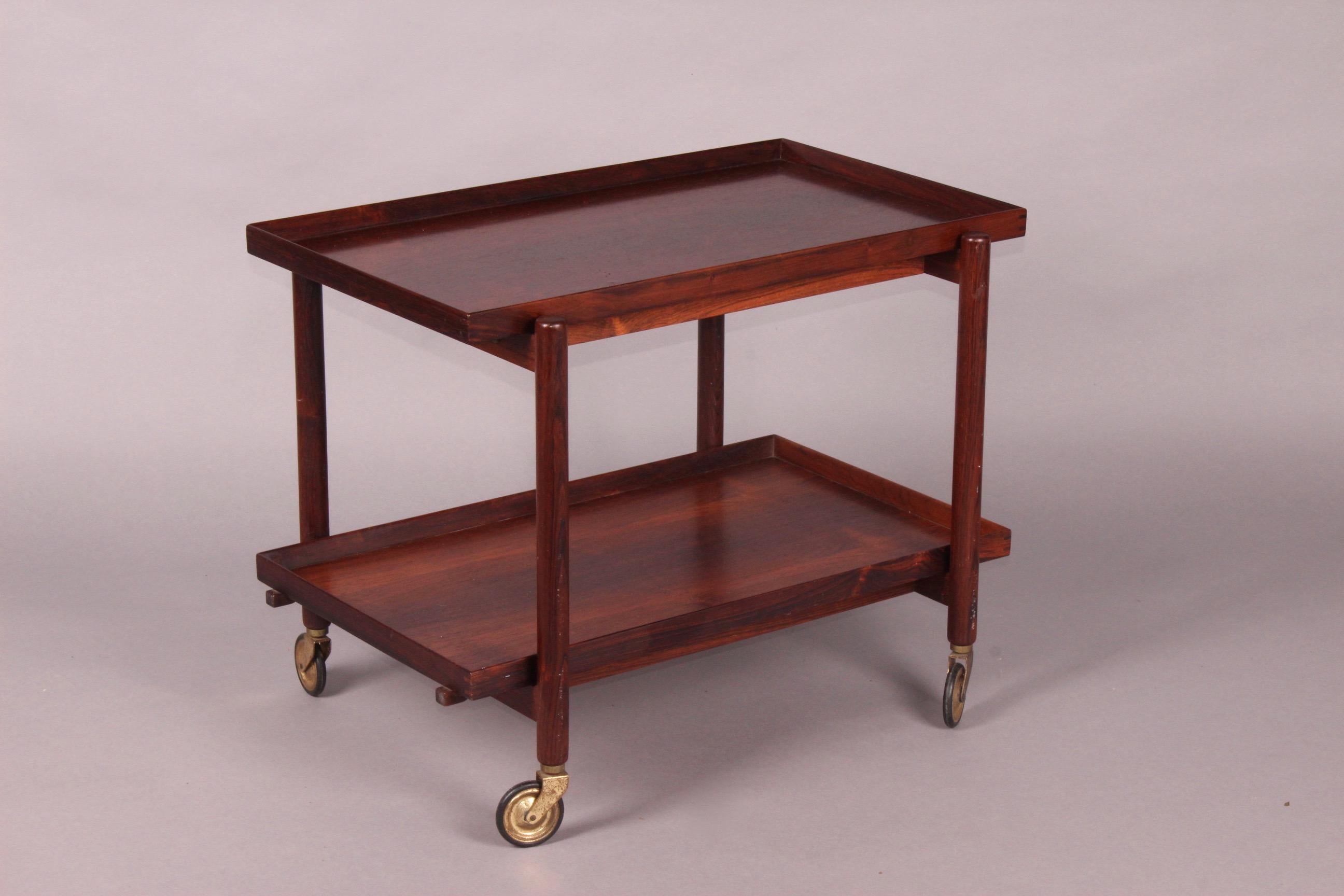 Poul Hundevad Danish Rosewood Bar Cart In Distressed Condition In grand Lancy, CH