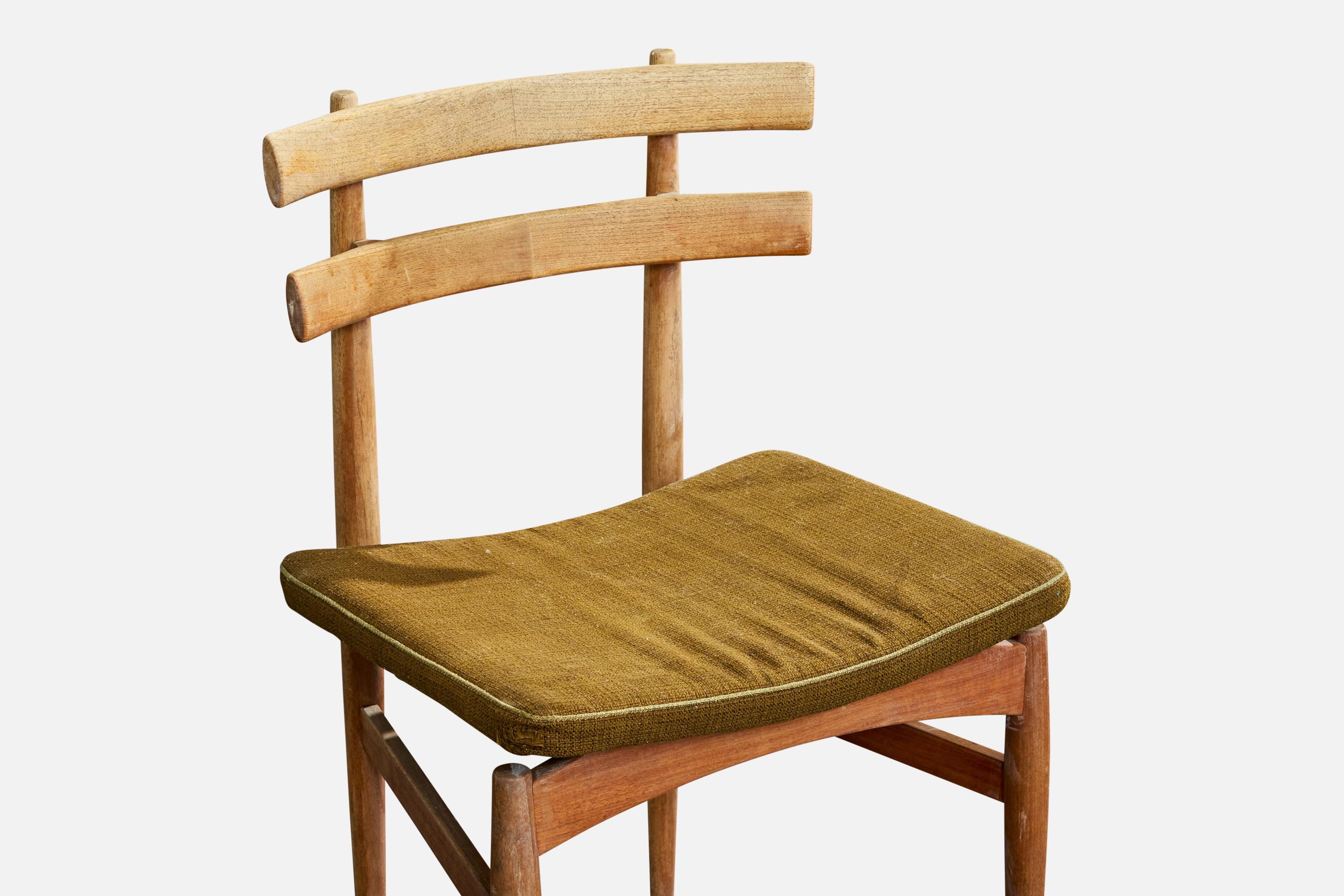 Poul Hundevad, Dining Room Chairs, Teak, Fabric, Denmark, 1958 im Angebot 2