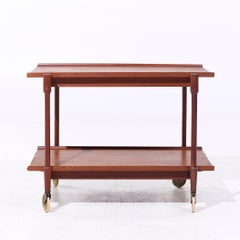 Poul Hundevad pour Domus Chariot de bar extensible en teck danois du milieu du siècle