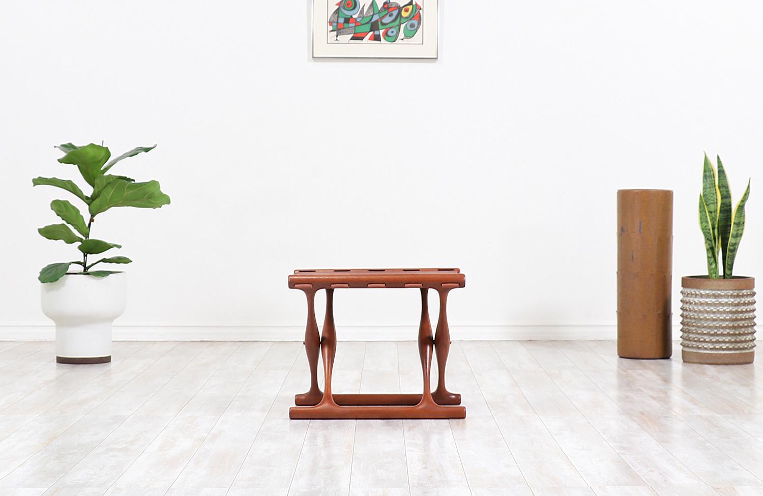 Poul Hundevad “Gold Hill” Teak Folding Stool for Vamdrup Stolefabrik In Excellent Condition In Los Angeles, CA