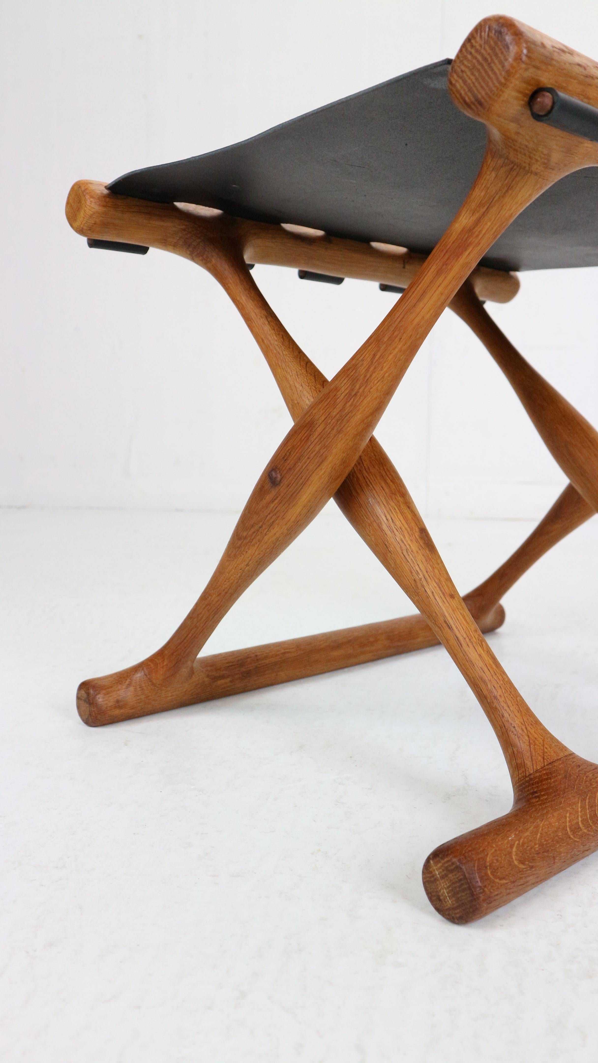 Poul Hundevad, “Guldhøj” Folding Stool Black Leather& Teak, 1950's, Denmark 11