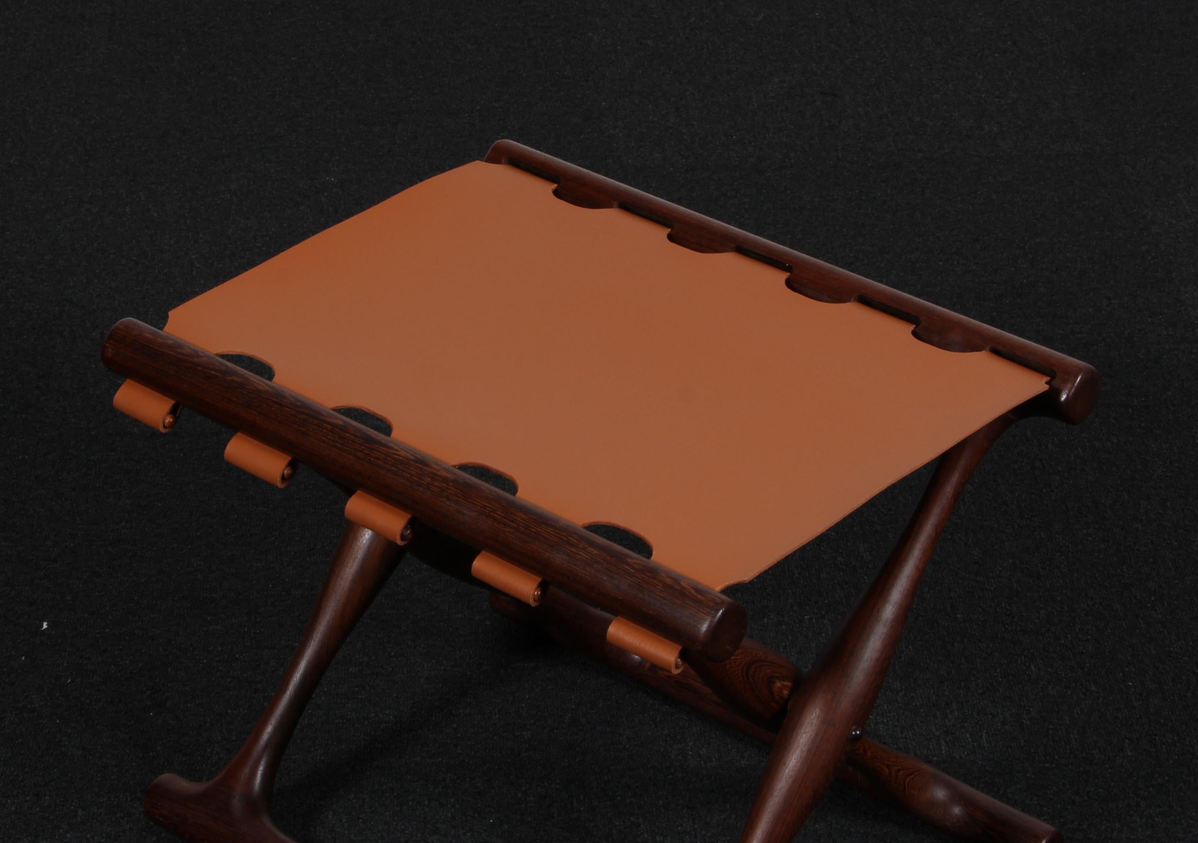 Poul Hundevad Guldhoj WengeFaltbarer Hocker, 1948 (Skandinavische Moderne) im Angebot