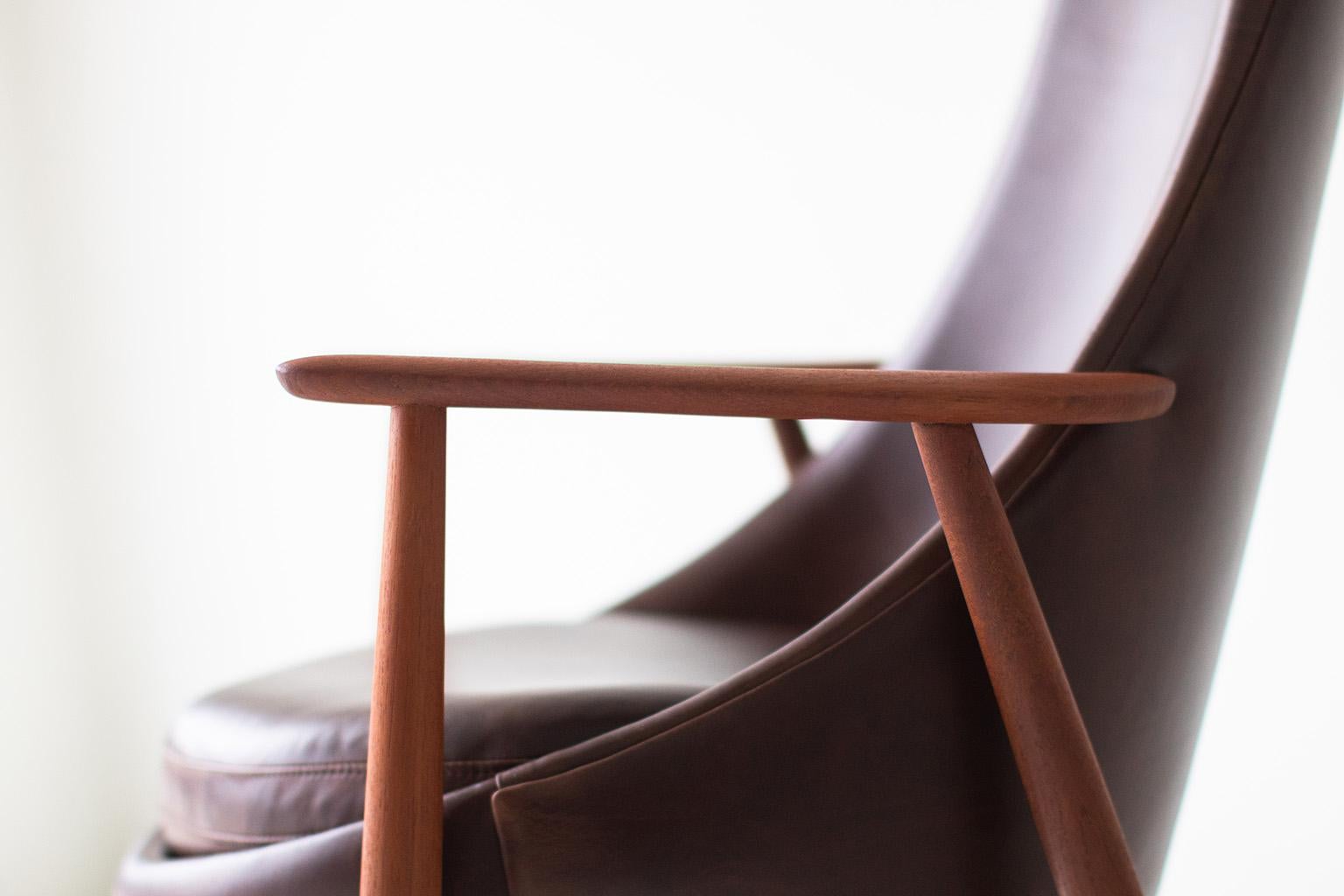 Mid-Century Modern Poul Hundevad High Back Lounge Chair