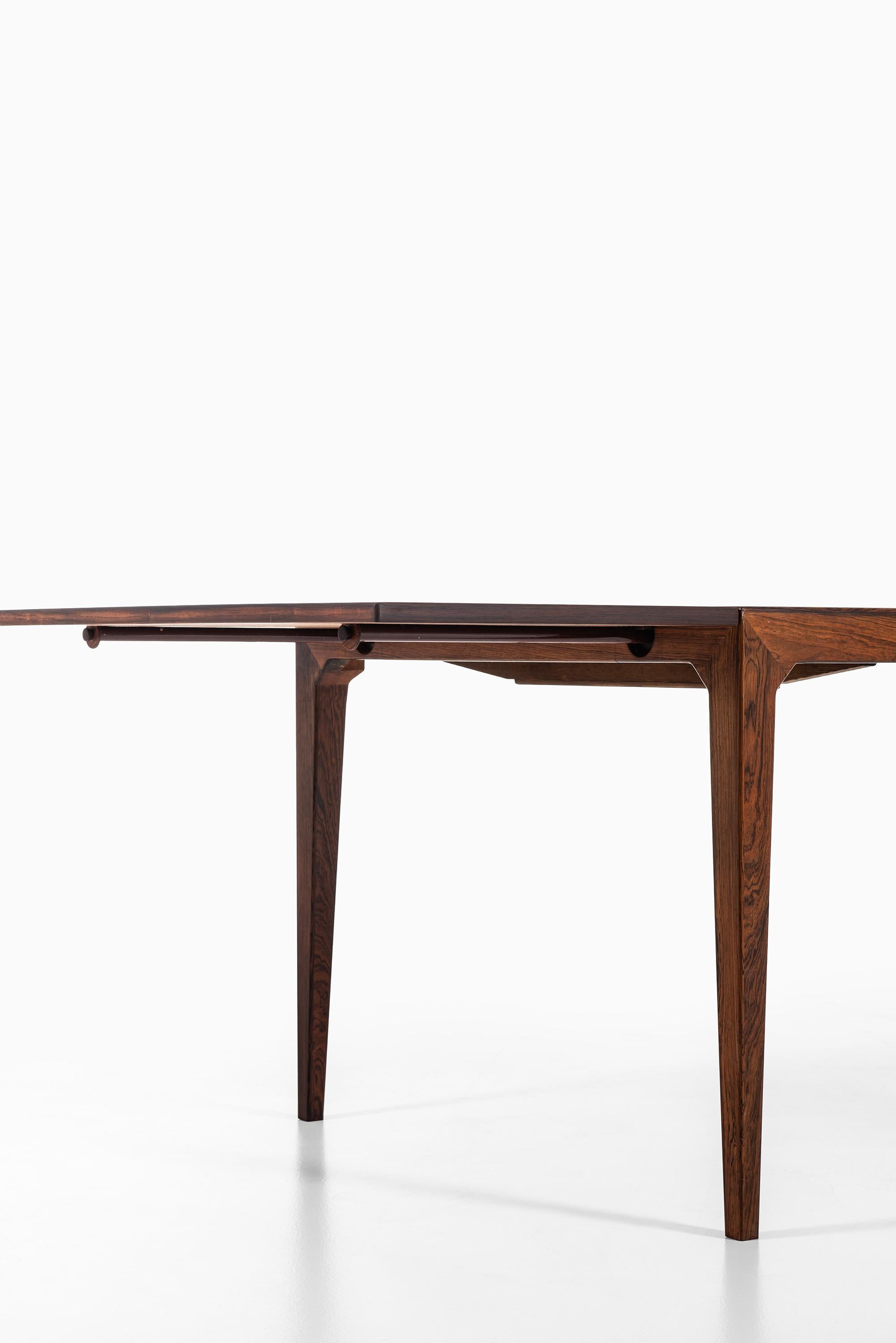 Poul Hundevad & Kai Winding Dining Table by Poul Hundevad & Co in Denmark For Sale 1