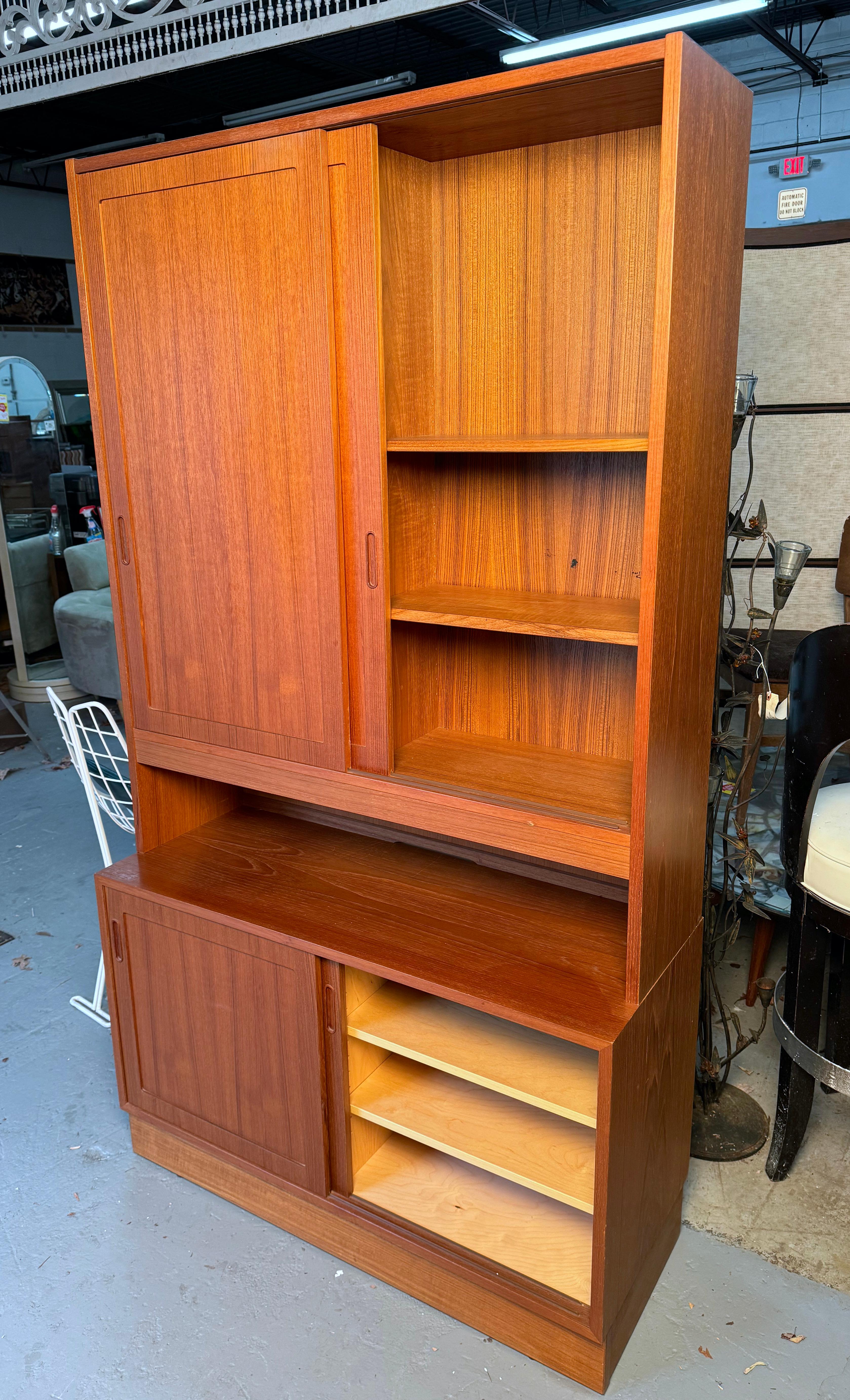 Poul Hundevad Mid Century Danish Teak Buffet and Hutch 7