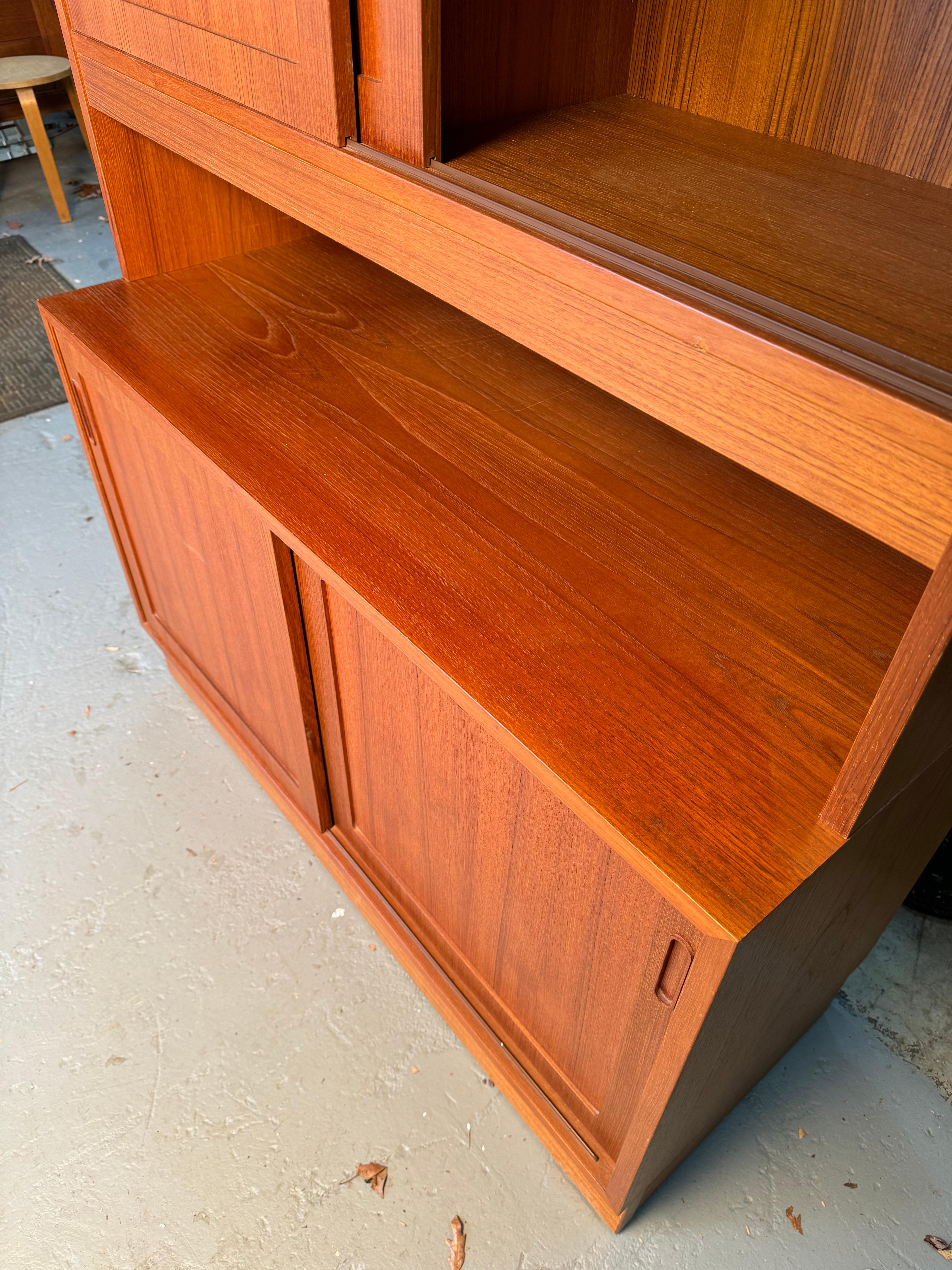 Poul Hundevad Mid Century Danish Teak Buffet and Hutch 3