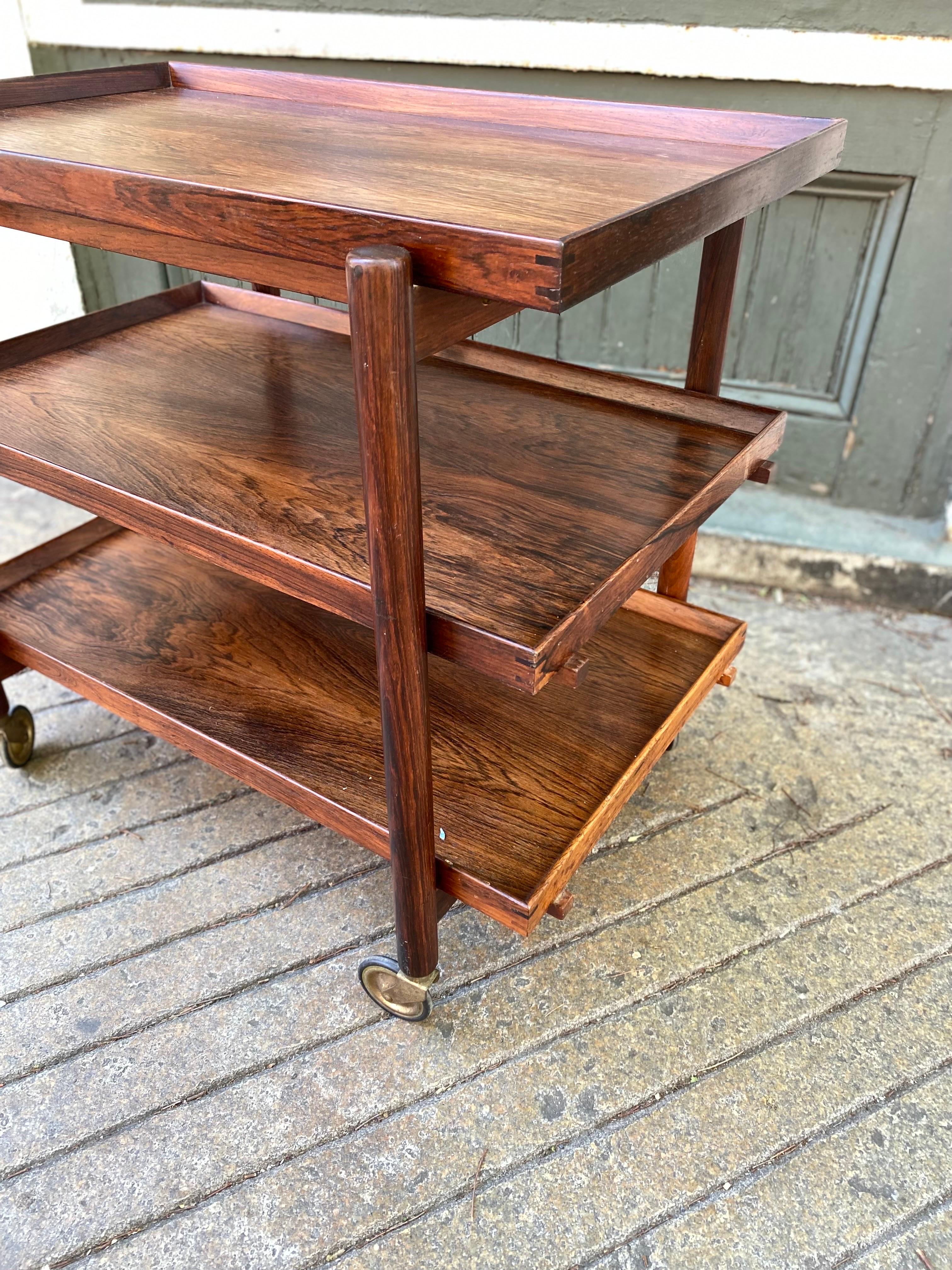 Poul Hundevad Rosewood Bar Cart In Good Condition In Philadelphia, PA