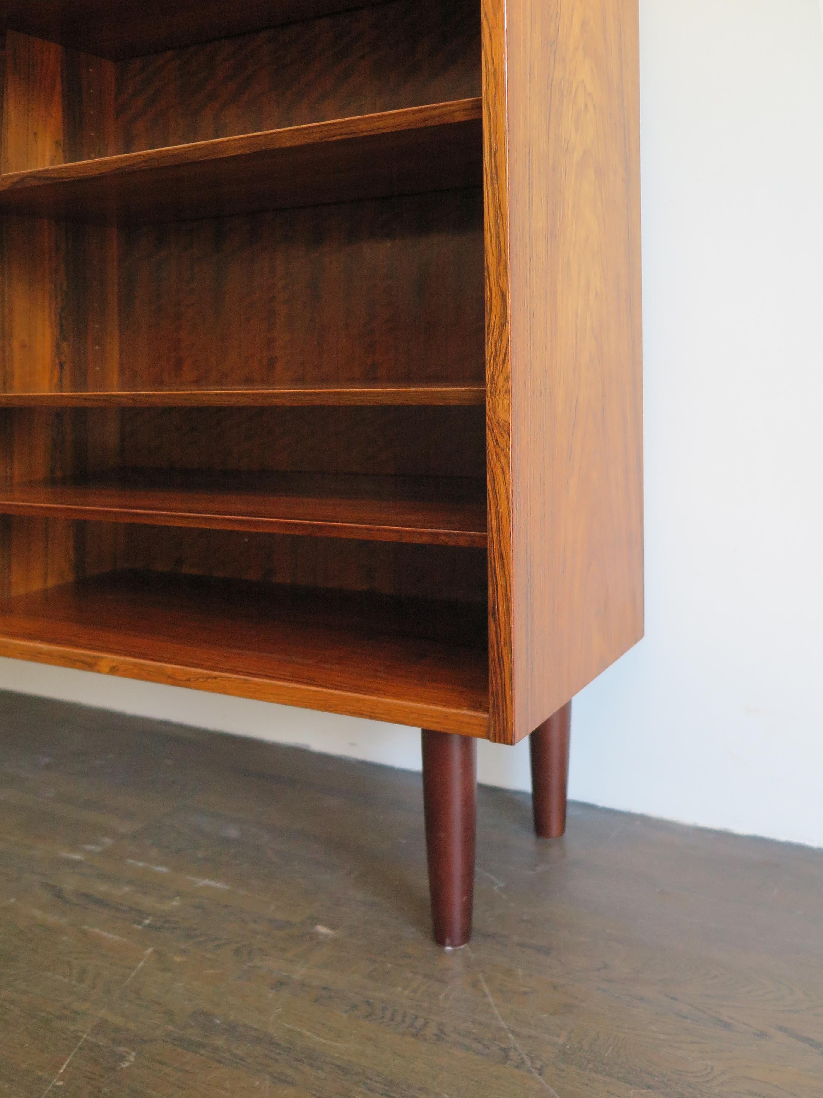 Poul Hundevad Scandinavian Dark Wood Bookcase for Hundevad Møbelfabrik, 1960s For Sale 4