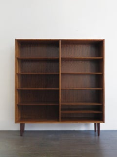Poul Hundevad Scandinavian Dark Wood Bookcase for Hundevad Møbelfabrik, 1960s