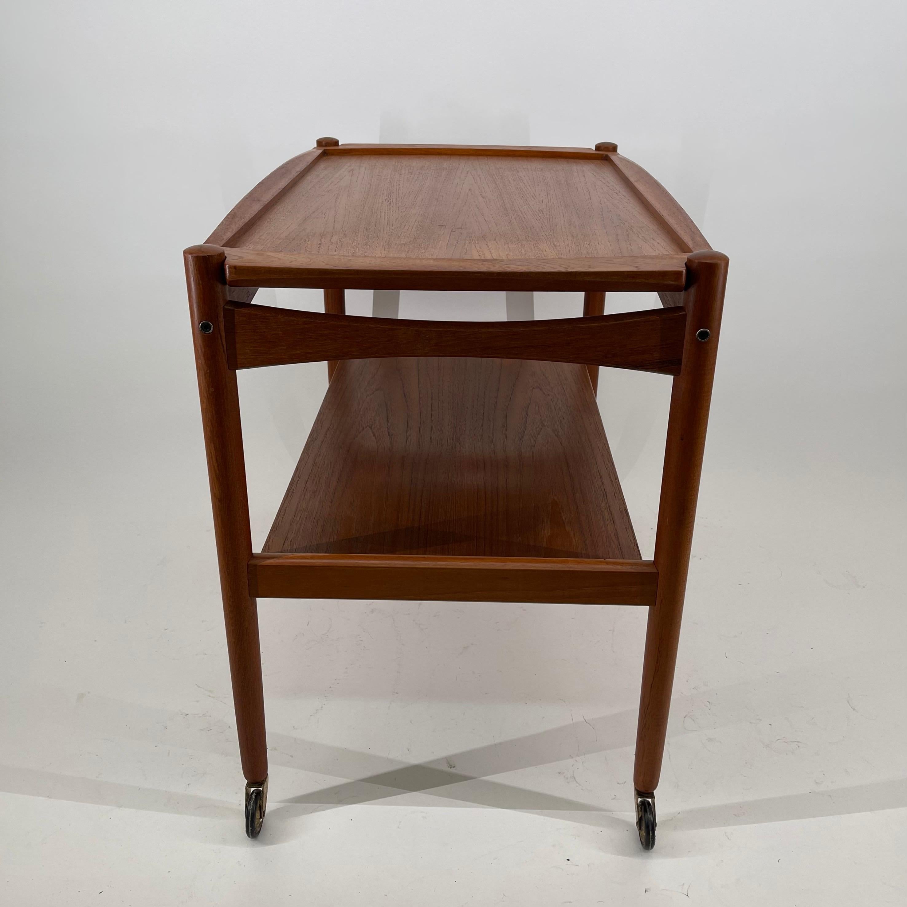 Poul Hundevad Scandinavian Modern Serving Bar Cart, Denmark 1960s For Sale 9