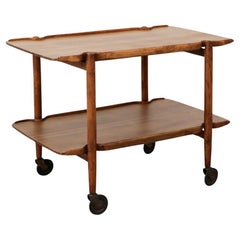 Carros de madera y carros de bar