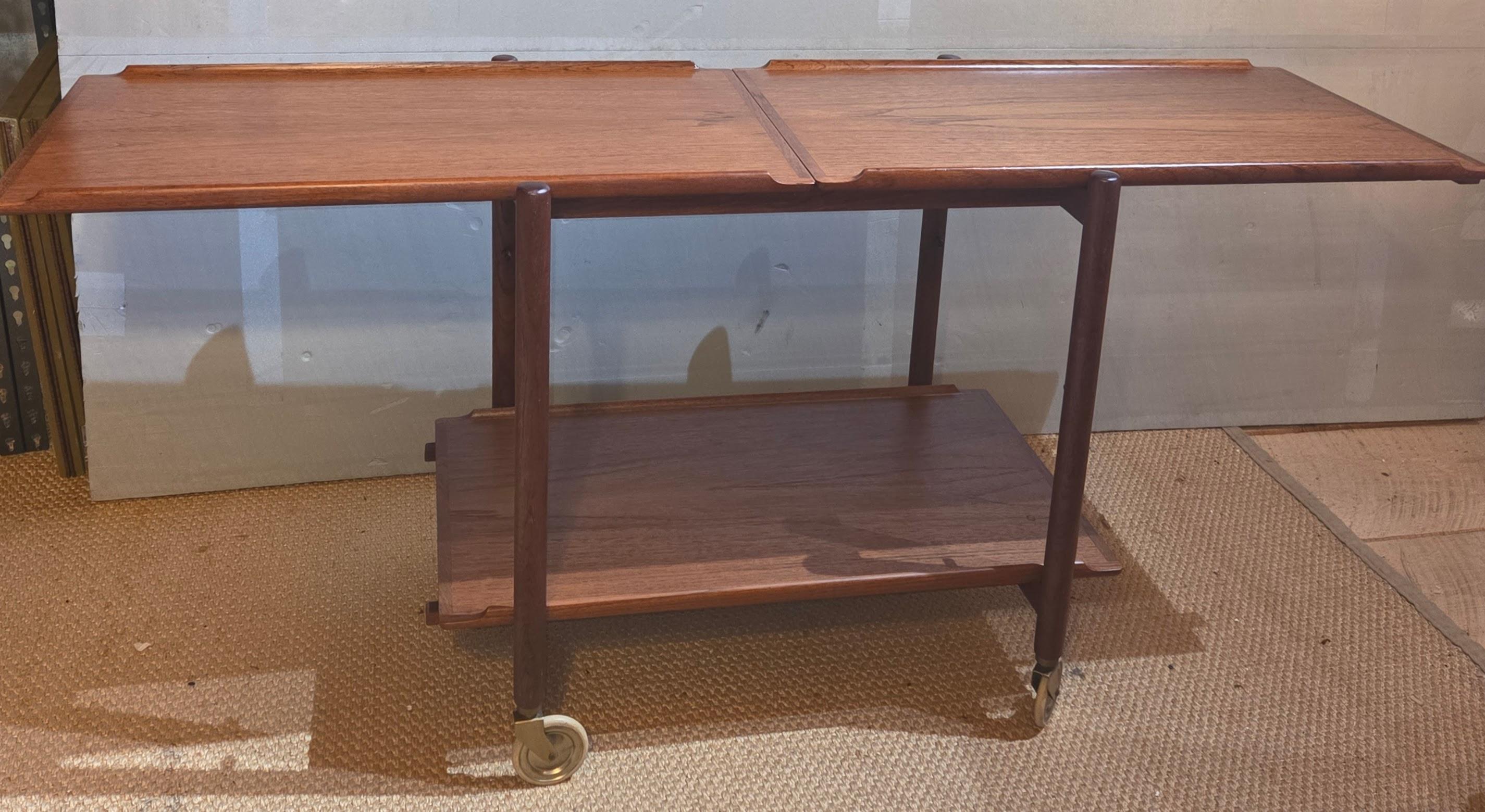 Poul Hundevad Chariot à roulettes réglable en teck à 3 étagères Danemark années 1960 en vente 8