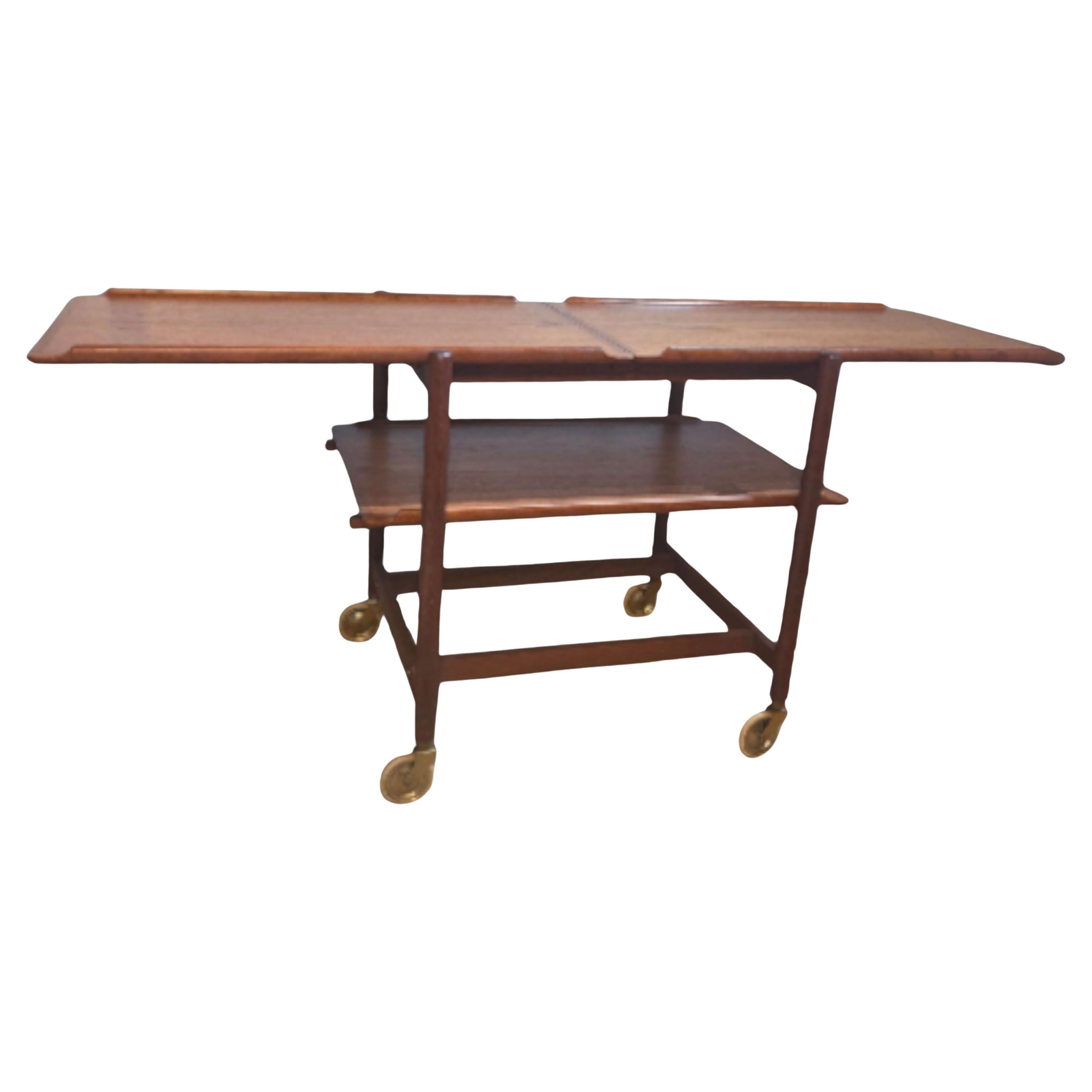 Poul Hundevad Chariot à roulettes réglable en teck à 3 étagères Danemark années 1960