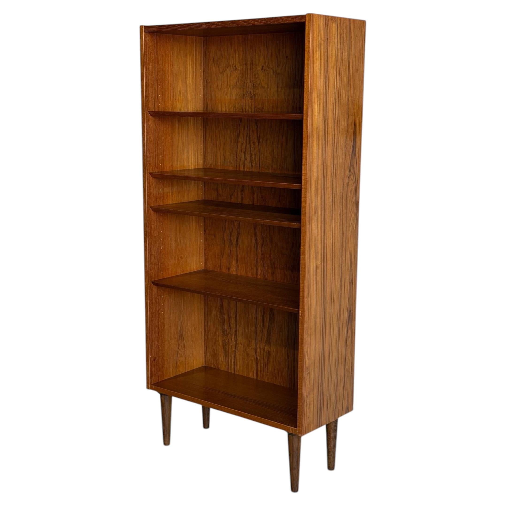 Poul Hundevad Teak Bookcase with 5 Shelves Mid-Century Modern Denmark 1960s