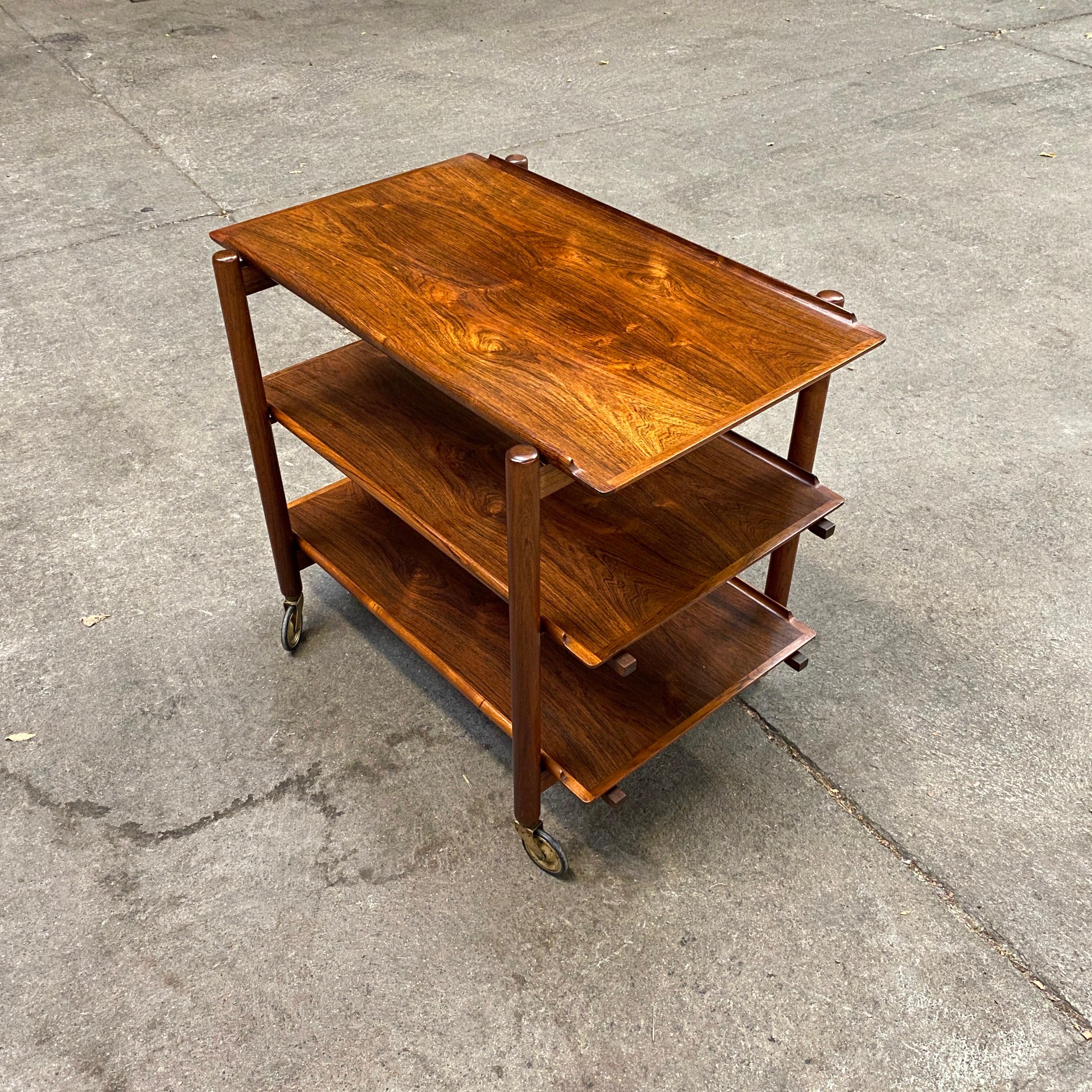 Mid-Century Modern Poul Hundevad Trolley in Rosewood by Poul Hundevad & Co in Denmark For Sale