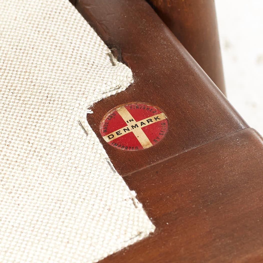 Poul Jensen for Selig Mid Century Danish Walnut Z Lounge Chair For Sale 4