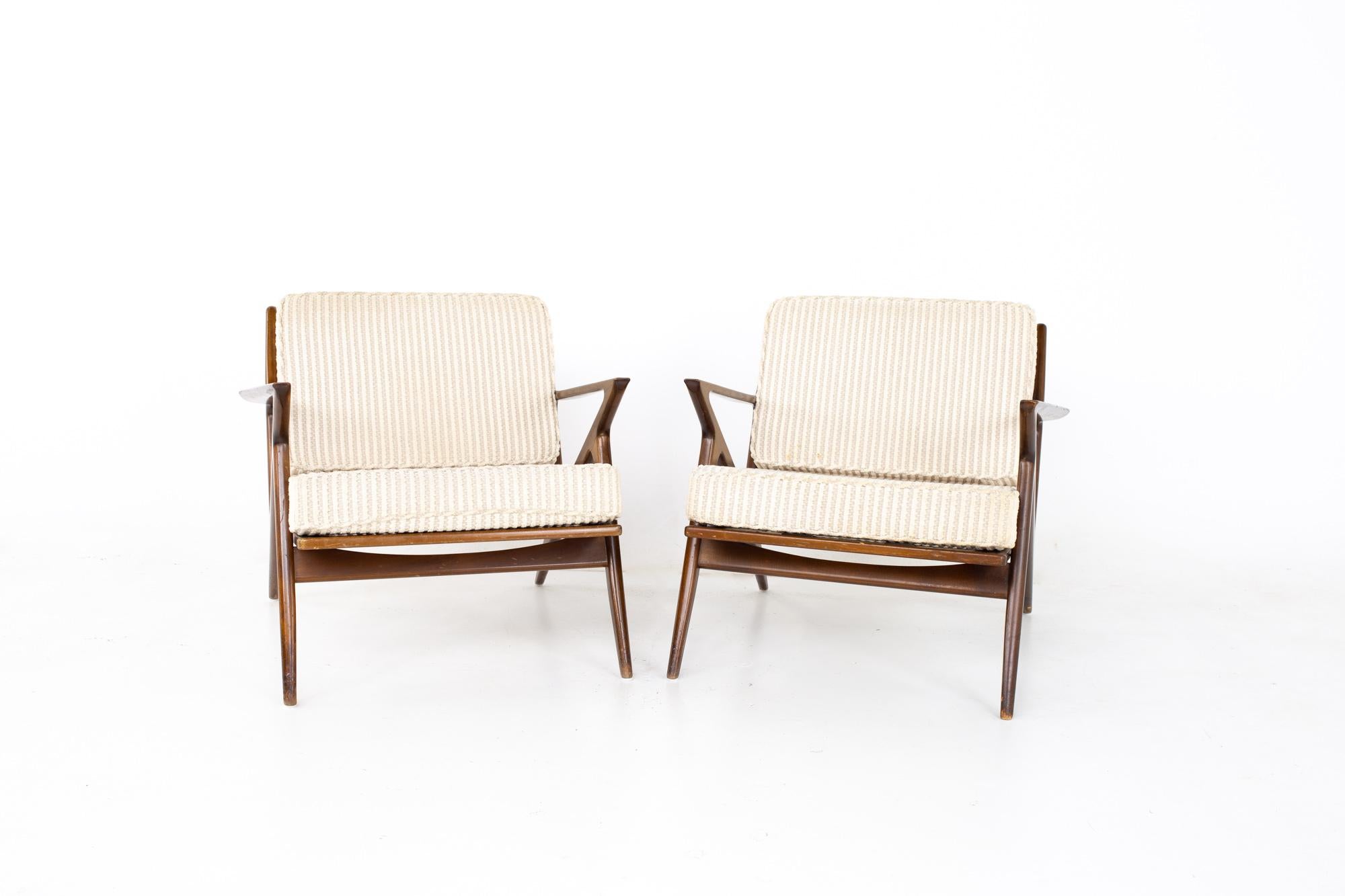 Mid-Century Modern Poul Jensen for Selig Mid Century Z Lounge Chair - Pair