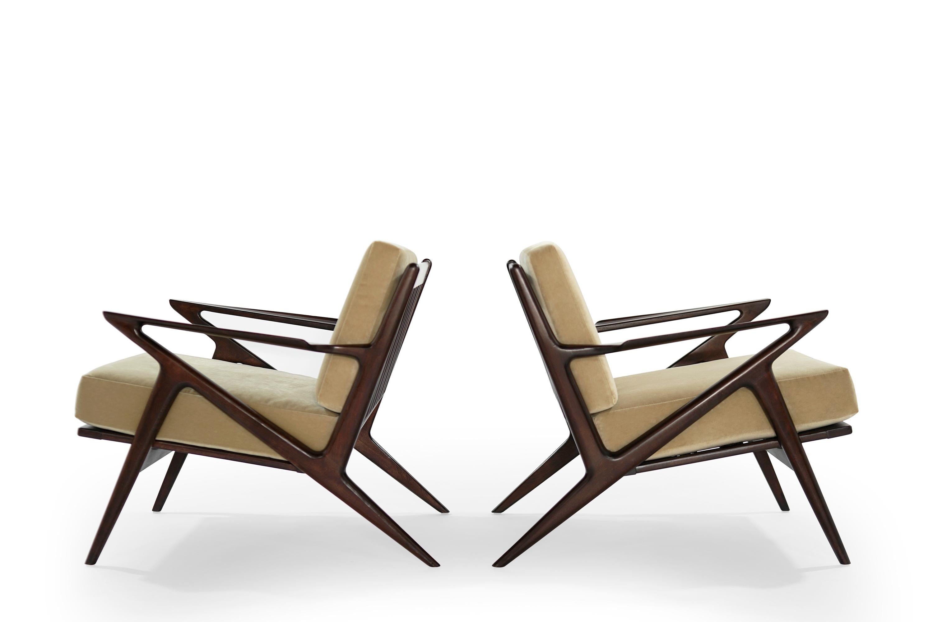 20th Century Poul Jensen for Selig 'Z' Lounge Chairs, Denmark, circa 1950s