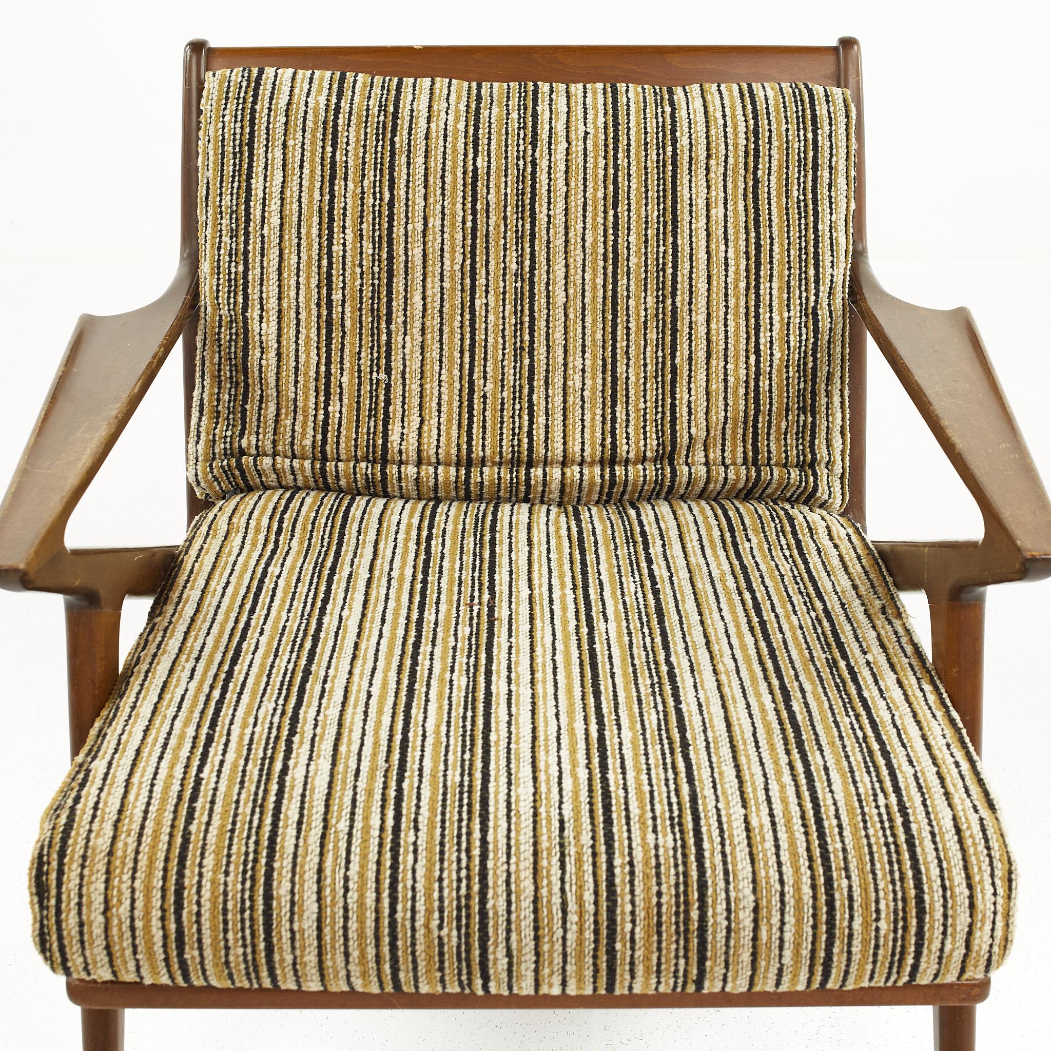 Poul Jensen for Selig Mid Century Z Lounge Chair 2