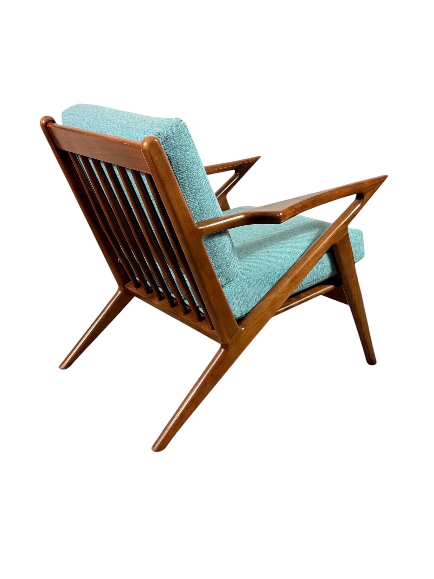 Mid-Century Modern Poul Jensen Style Z Lounge Chair