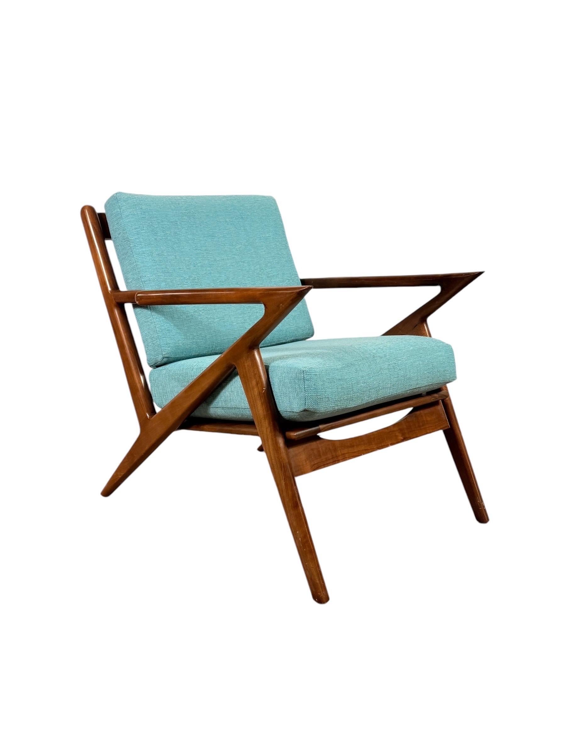 Poul Jensen Style Z Lounge Chair 1
