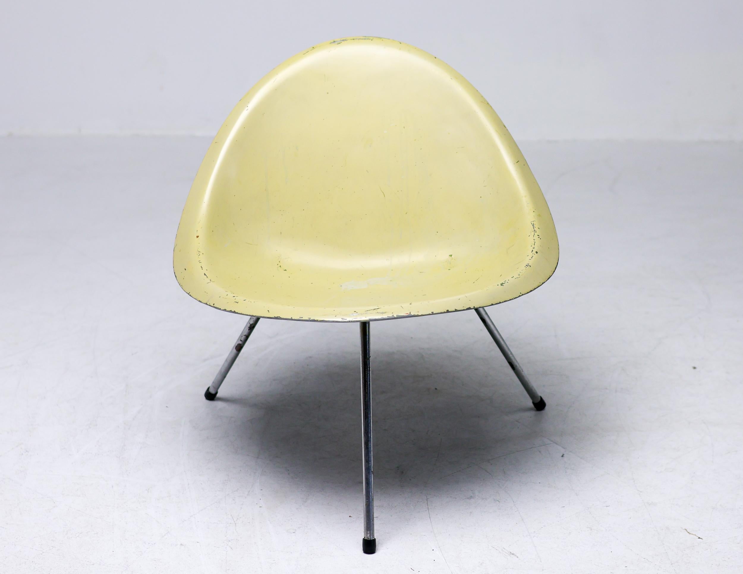 Poul Kjaerholm 1953 Stuhl aus geformtem Aluminium im Angebot 9
